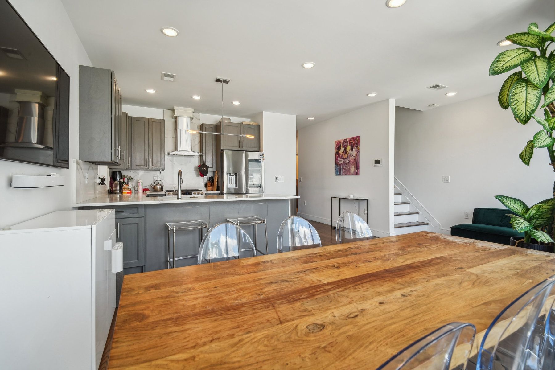 13 Graham St Unit# 2