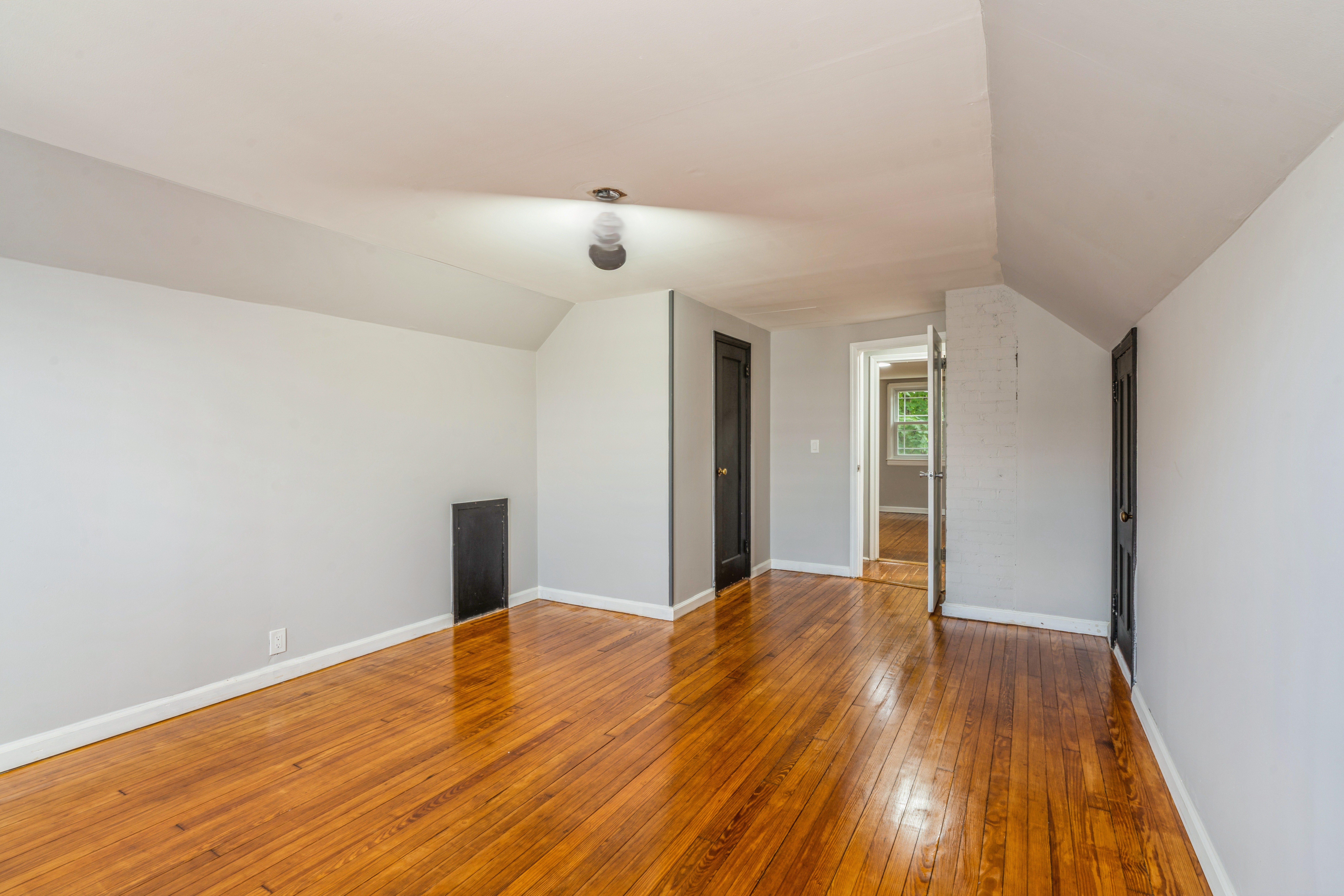 17 Van Houten Avenue 