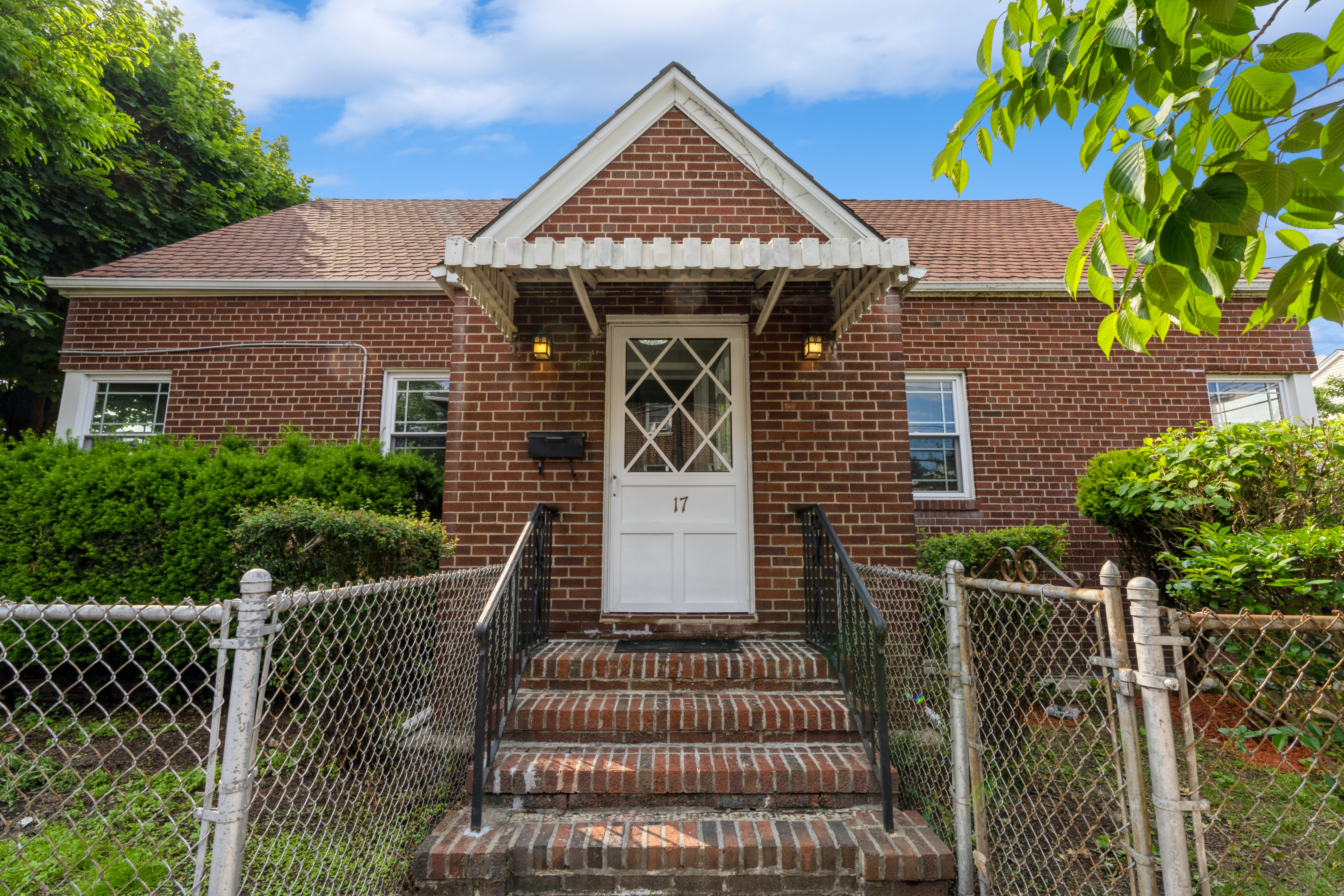 17 Van Houten Avenue 