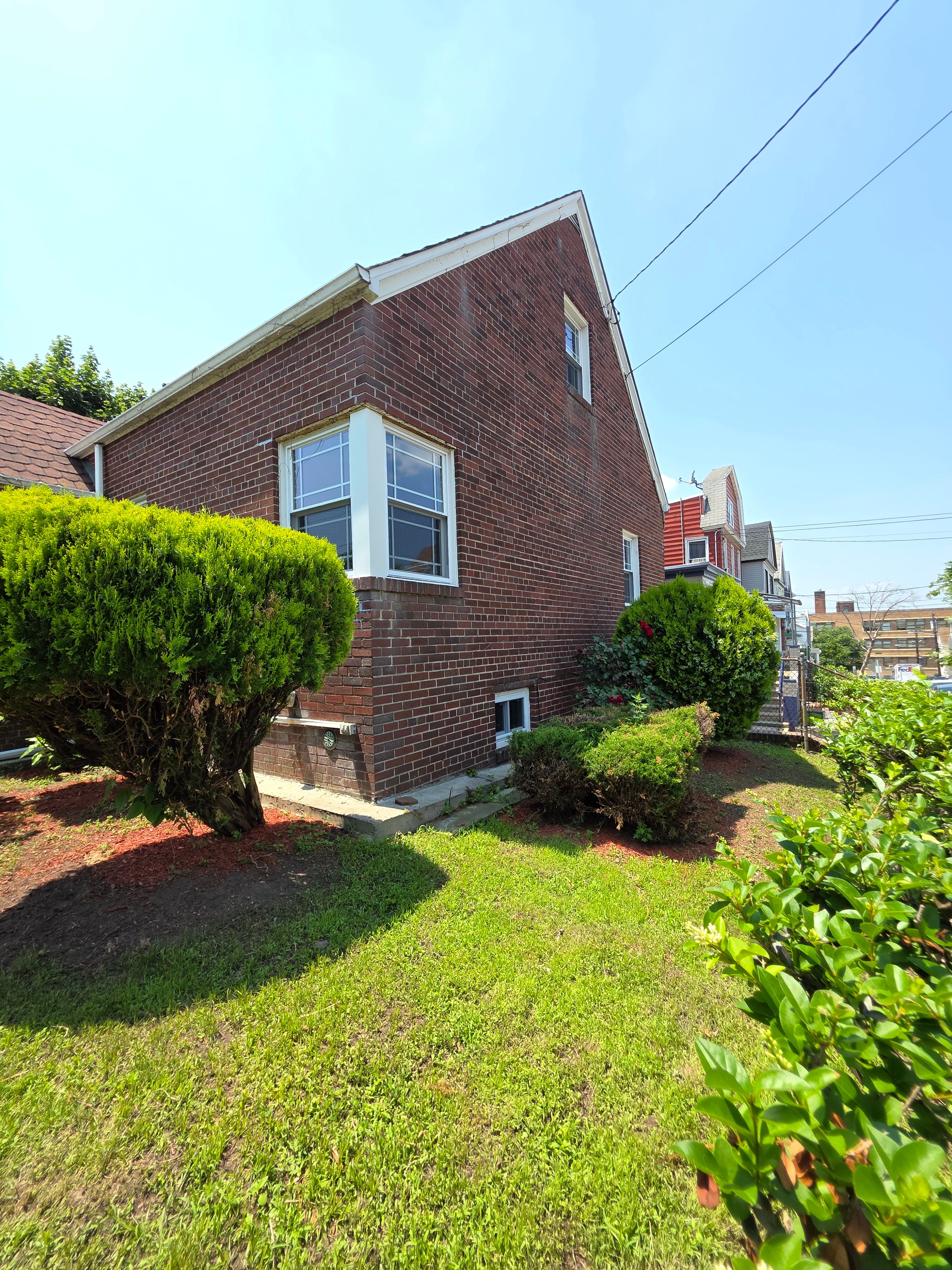 17 Van Houten Avenue 