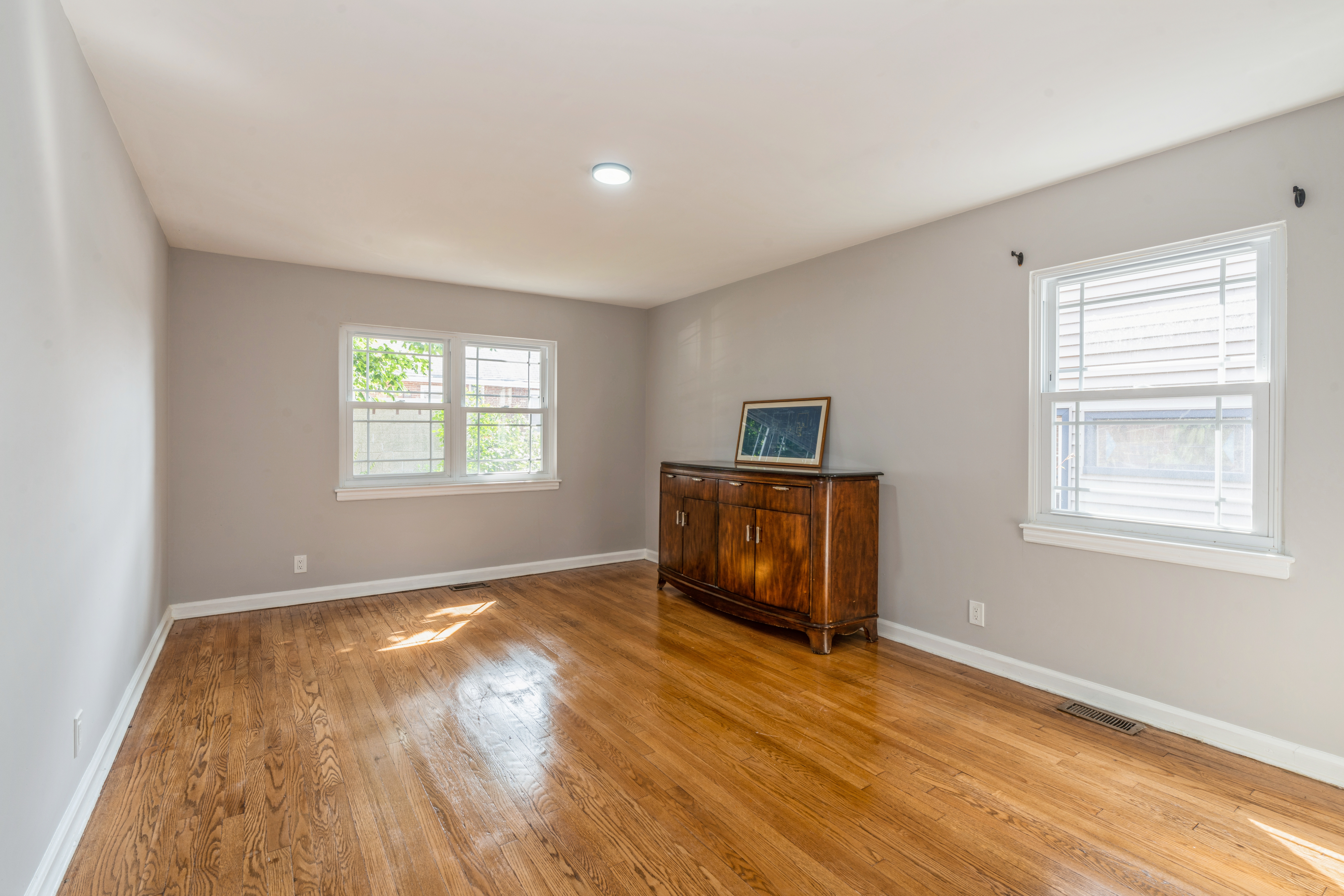 17 Van Houten Avenue 