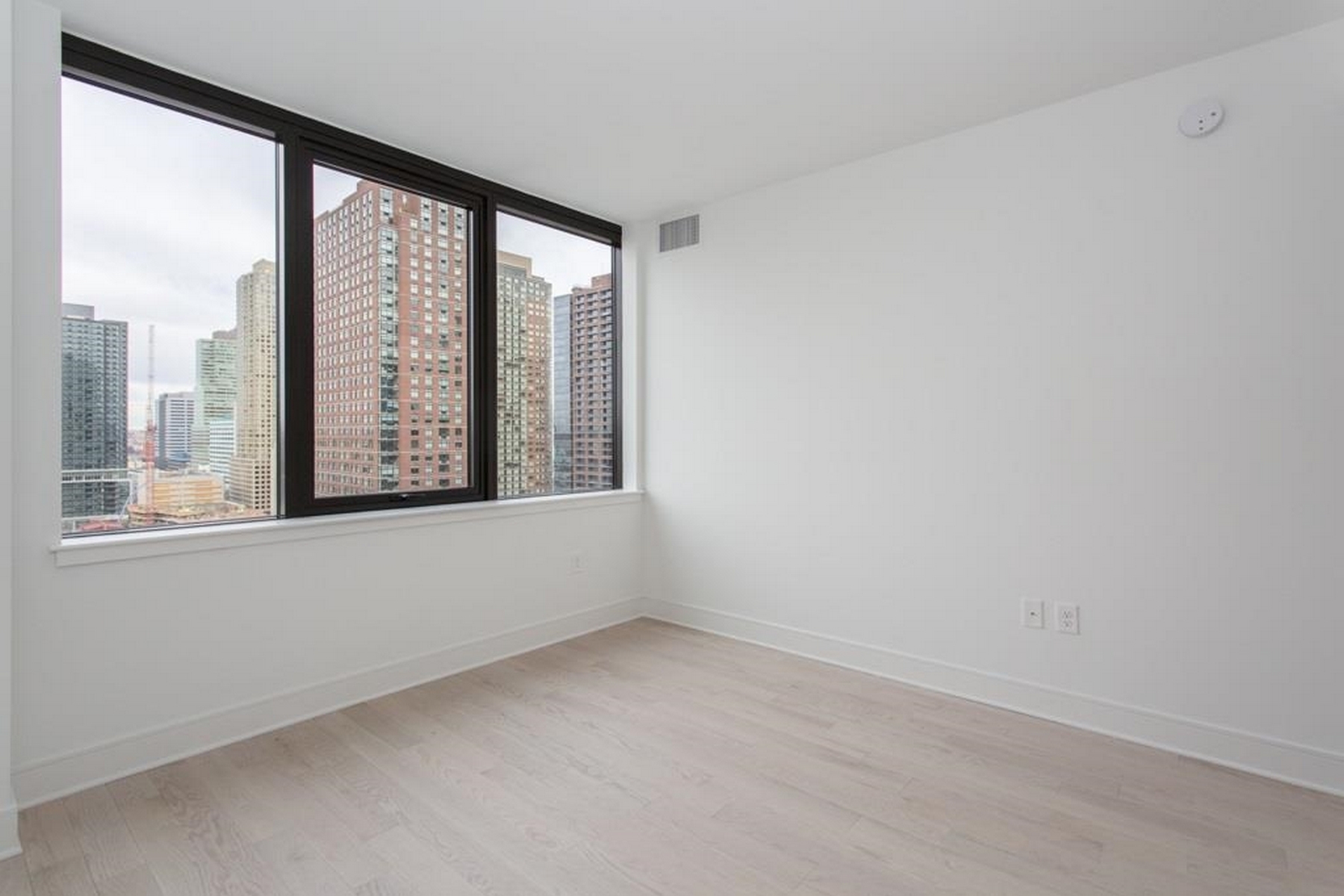 10 Provost St Unit# 1701