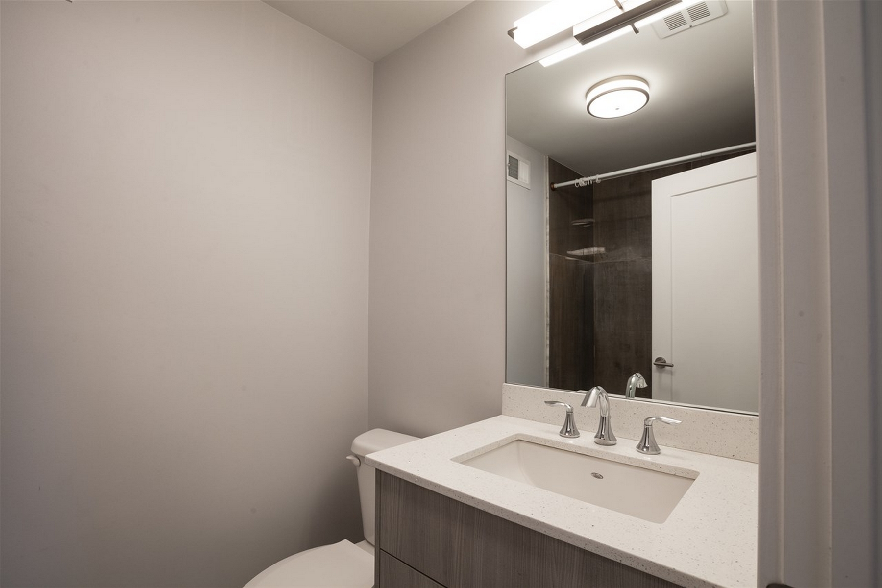 225 Columbia Ave Unit# 2