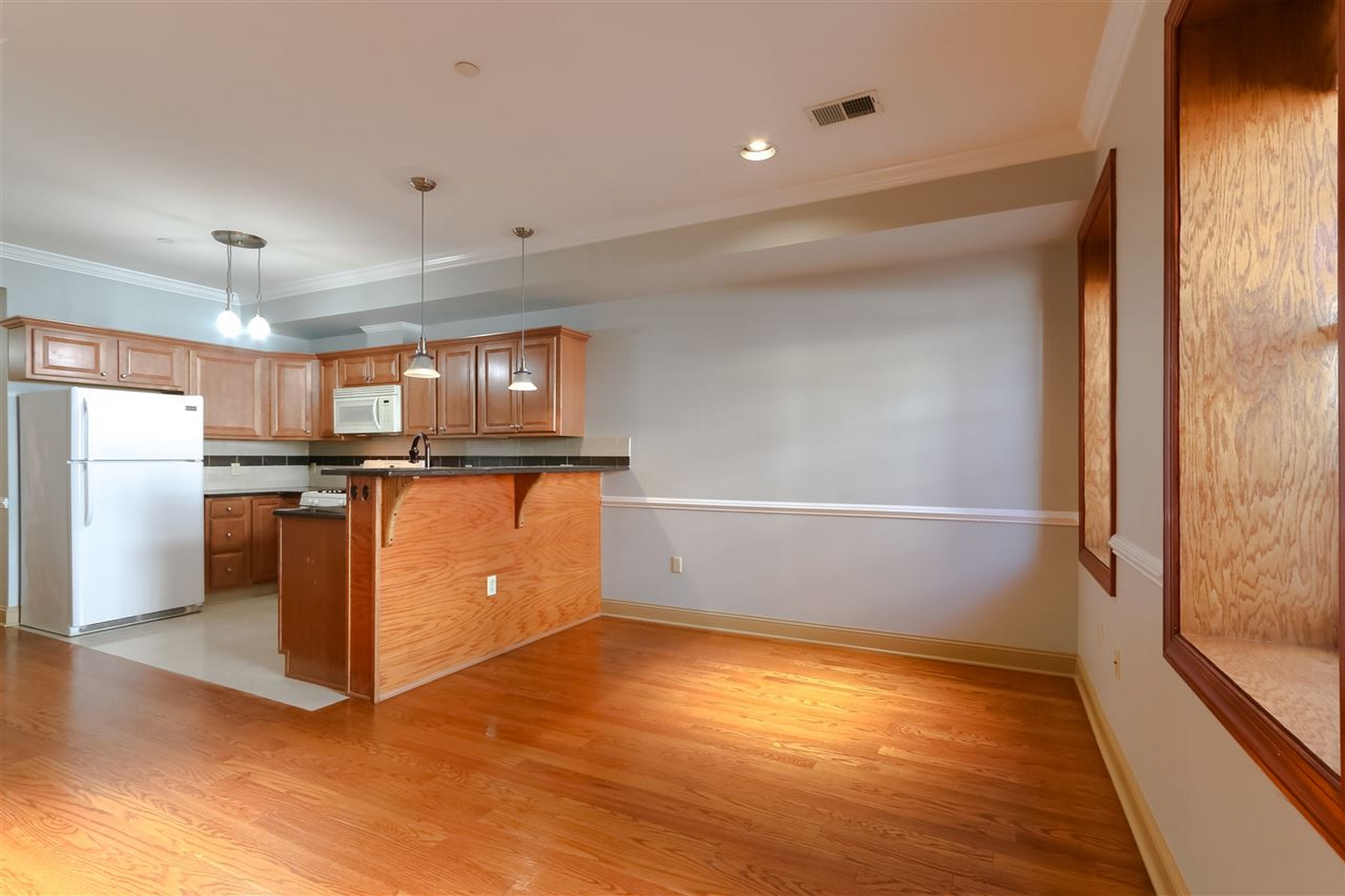 21 St Pauls Ave Unit# 4