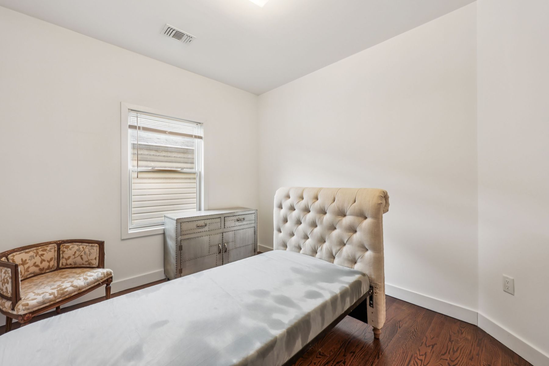 259 Halladay Street, unit 1 