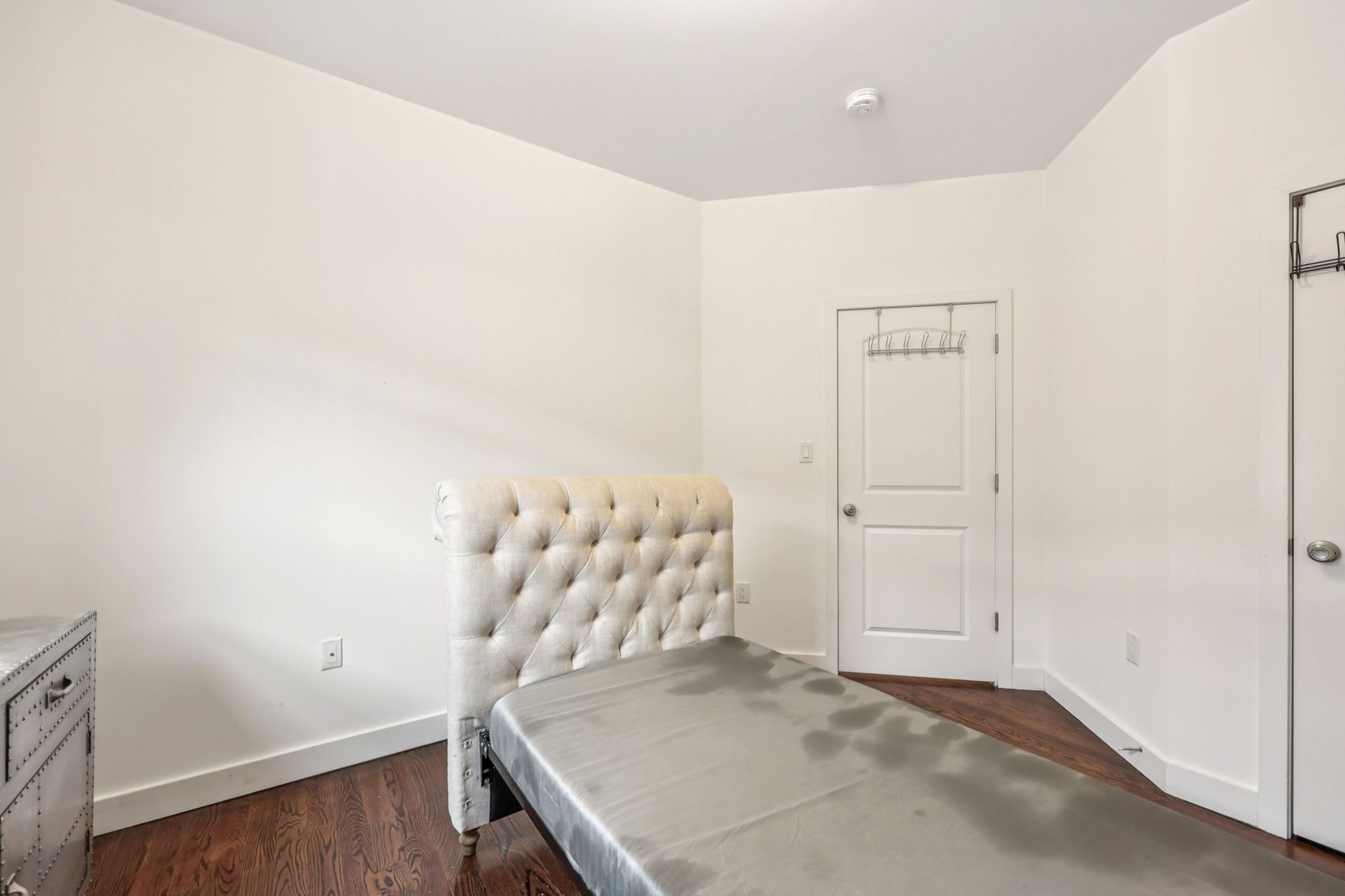 259 Halladay Street, unit 1 
