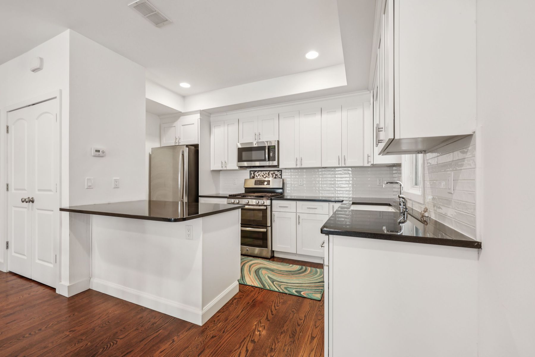 259 Halladay Street, unit 1 