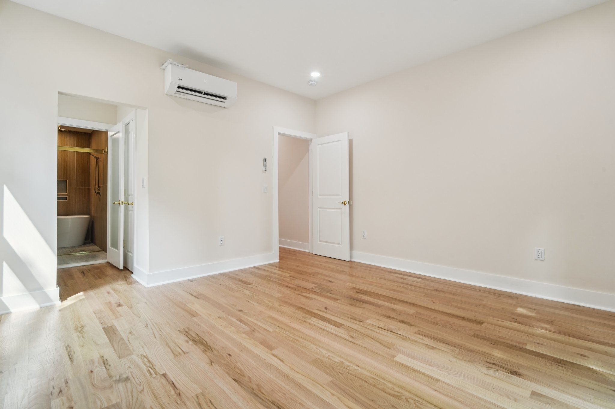 247 Harrison Ave Unit# 1