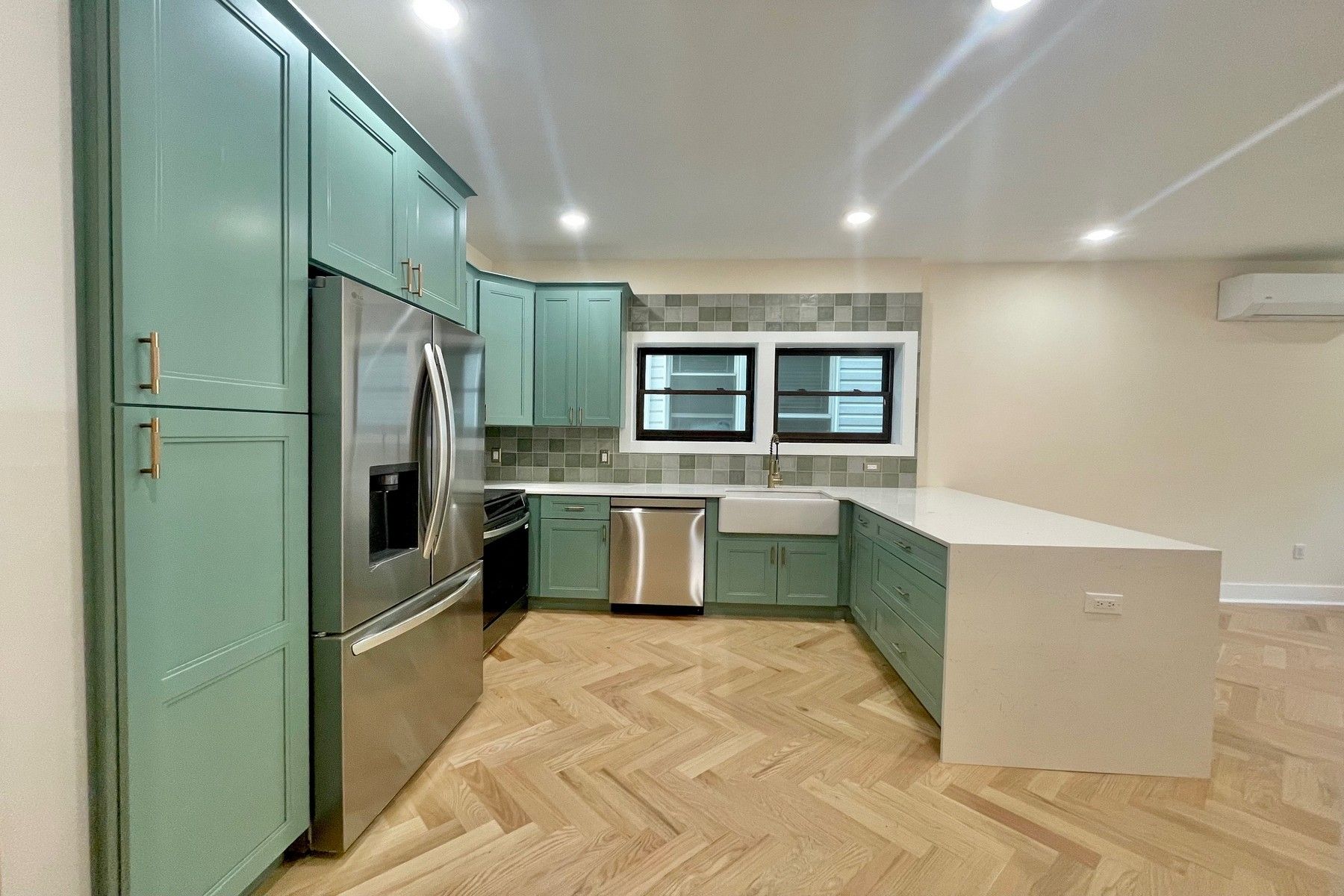 247 Harrison Ave Unit# 1