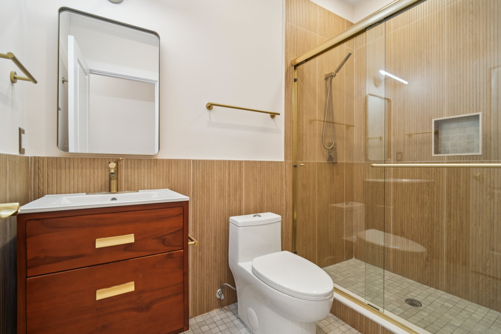 247 Harrison Ave Unit# 1