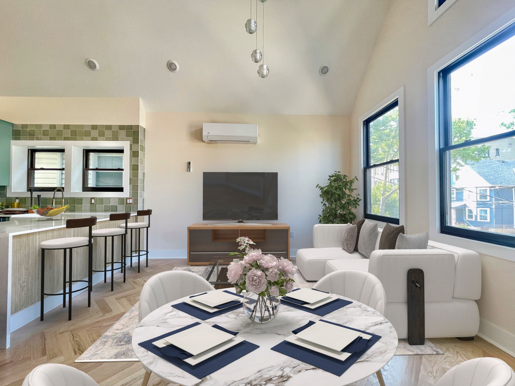 247 Harrison Ave Unit# 2