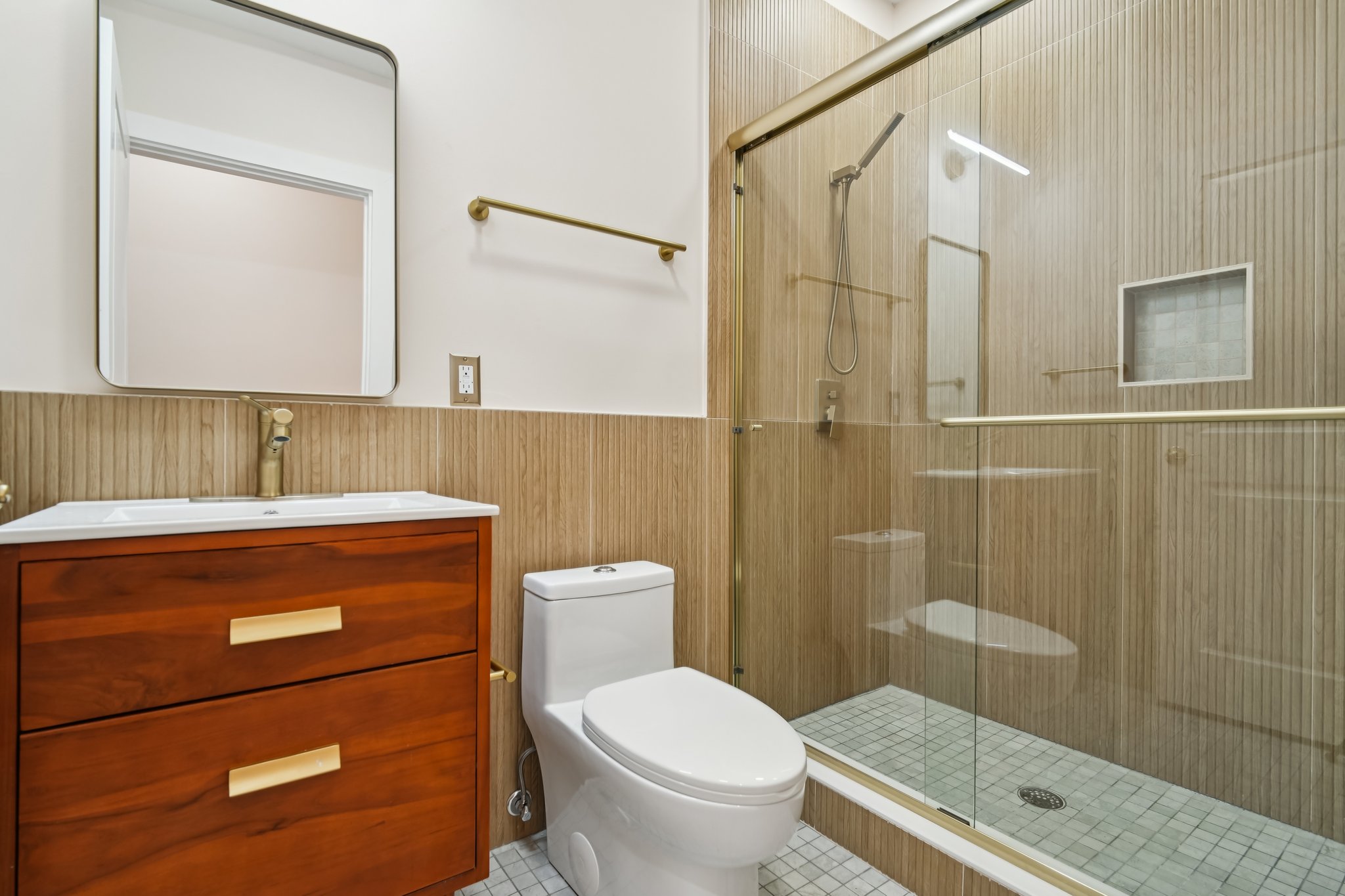 247 Harrison Ave Unit# 2