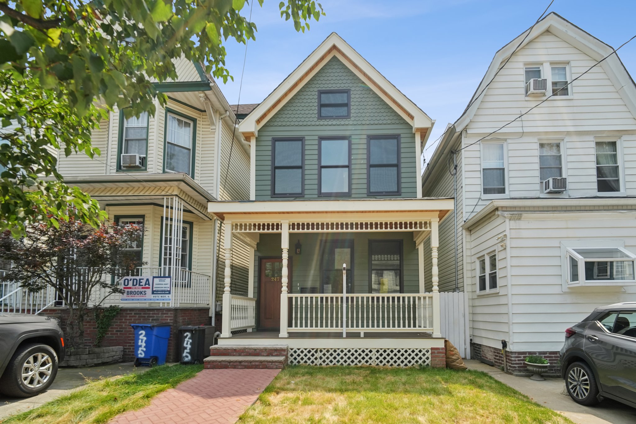 247 Harrison Ave Unit# 2