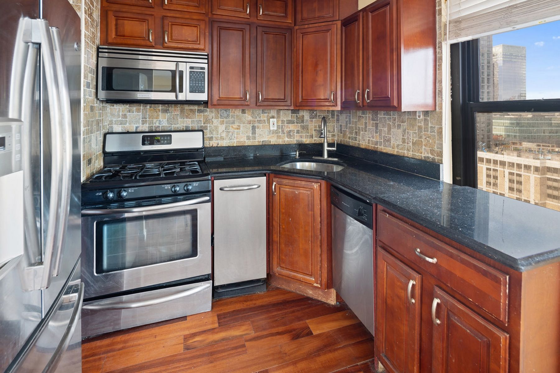 135 Montgomery St Unit# A-19