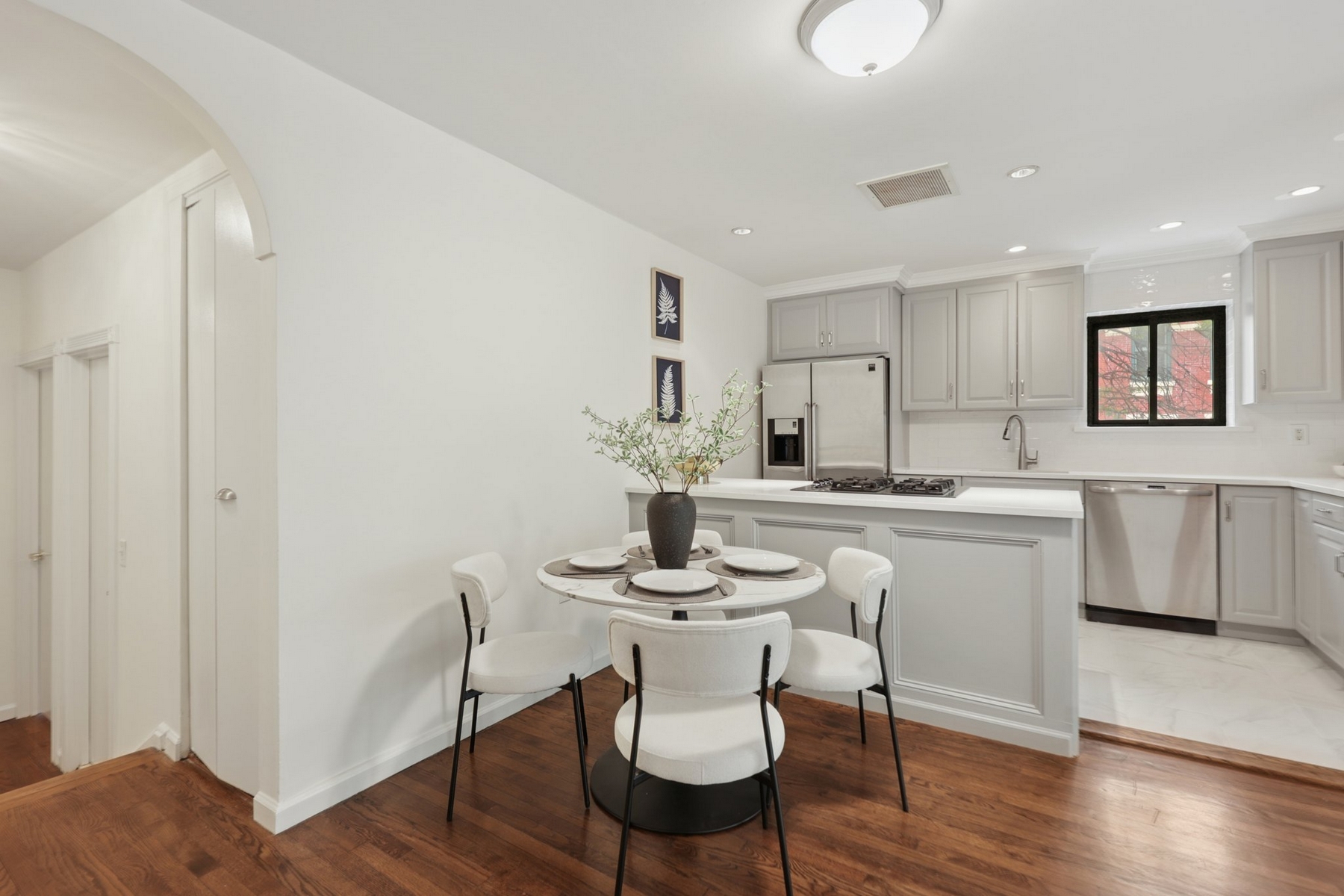 48-50 West Hamilton Pl Unit# 5