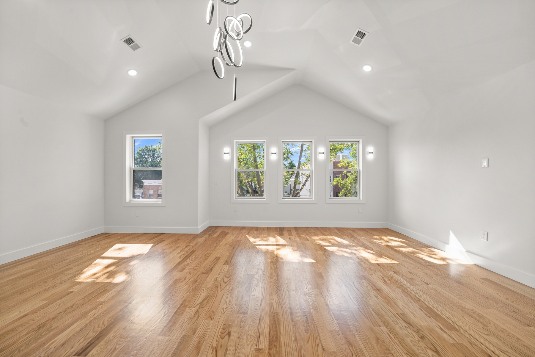 457-459 Mallory Ave Unit# 2