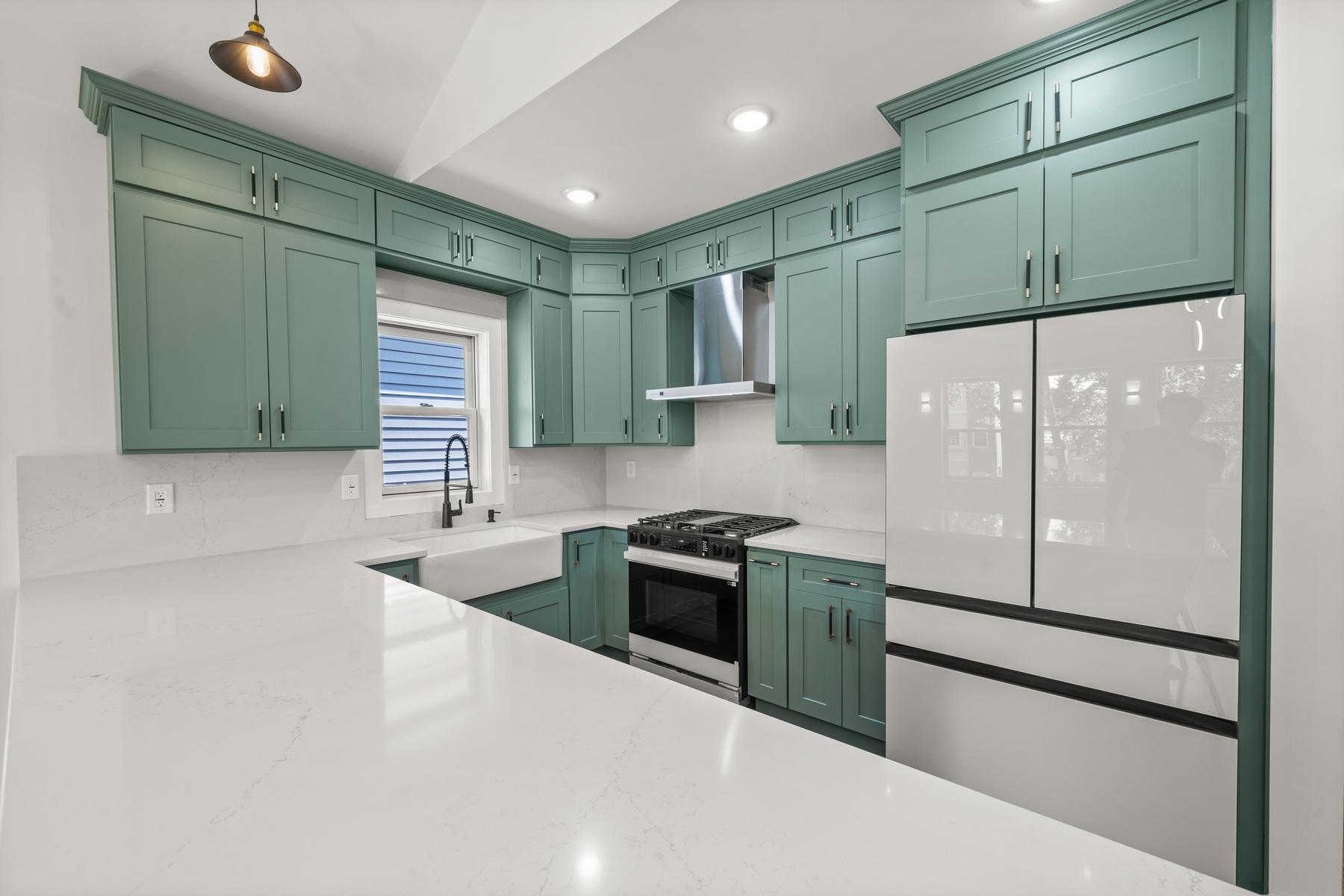 457-459 Mallory Ave Unit# 2