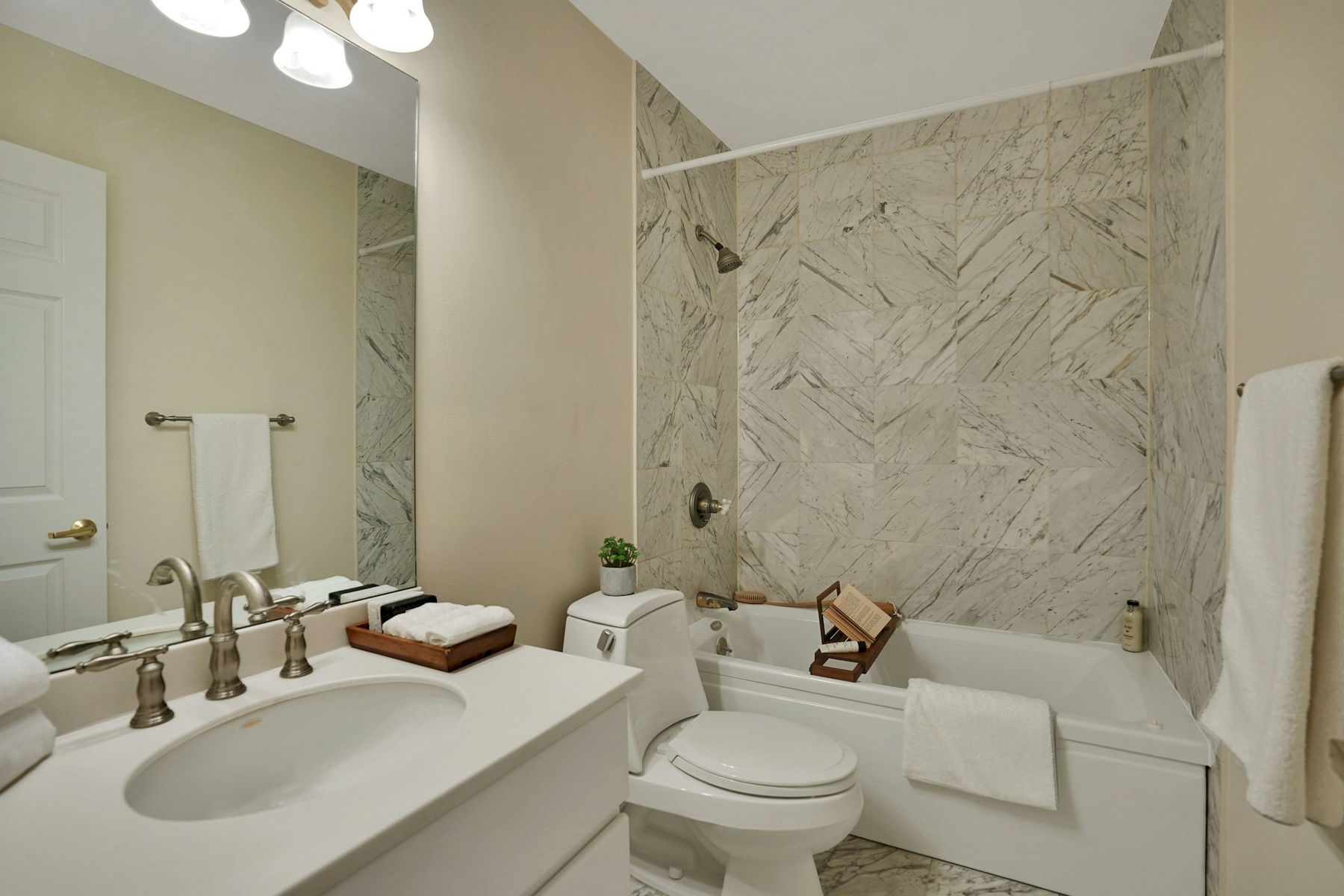 207 Shearwater Ct West Unit# 45