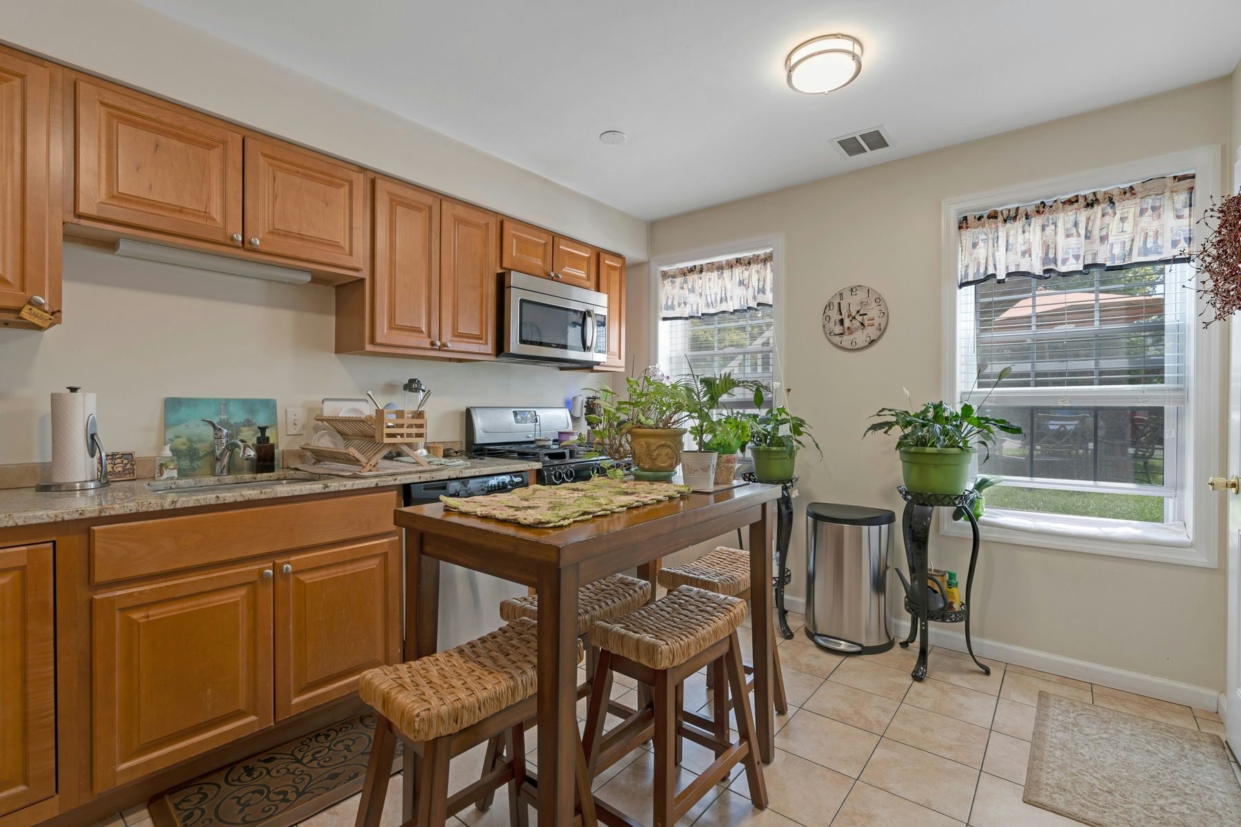 91 Sherman Pl 