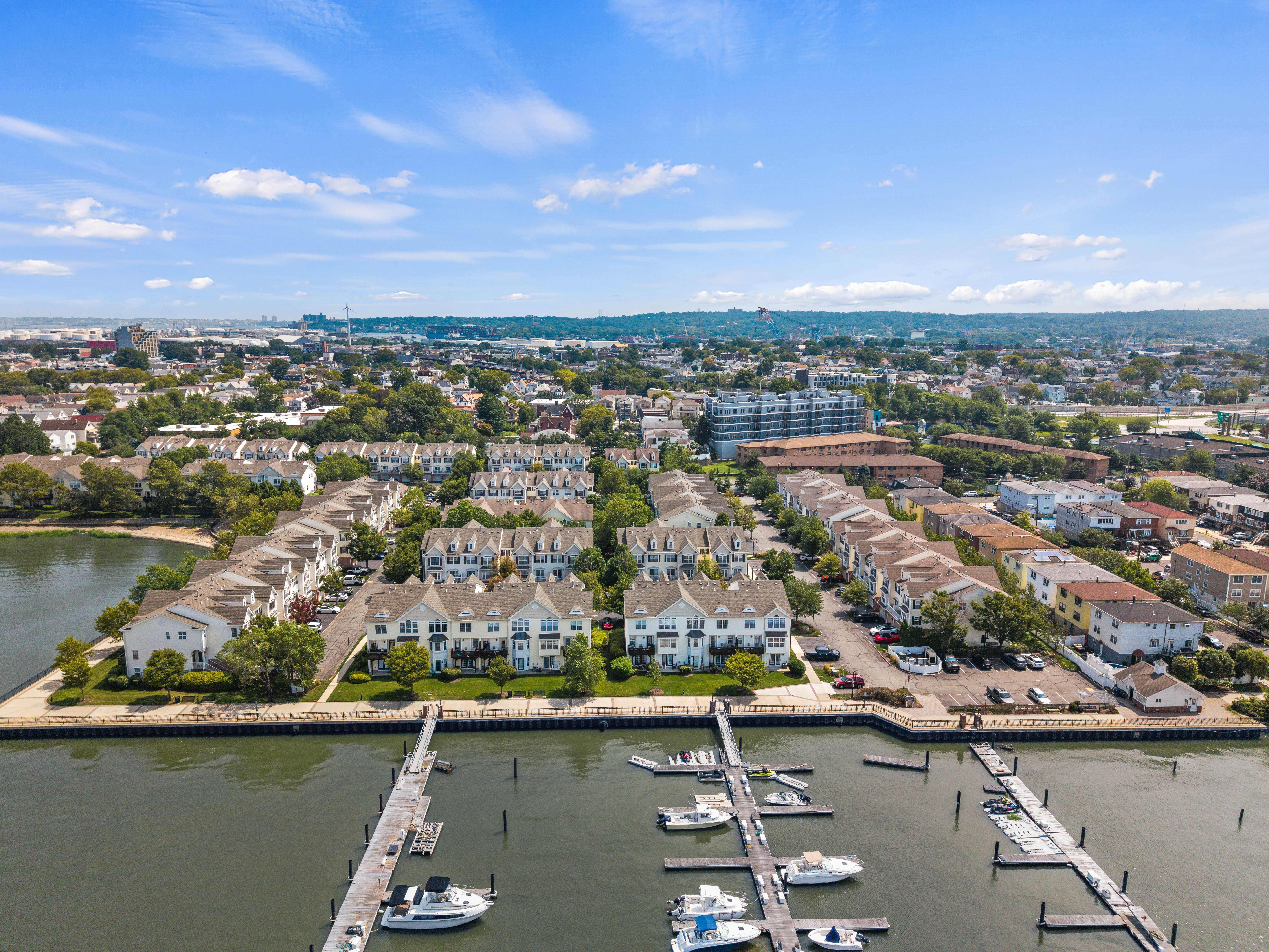 32 Marina Dr 
