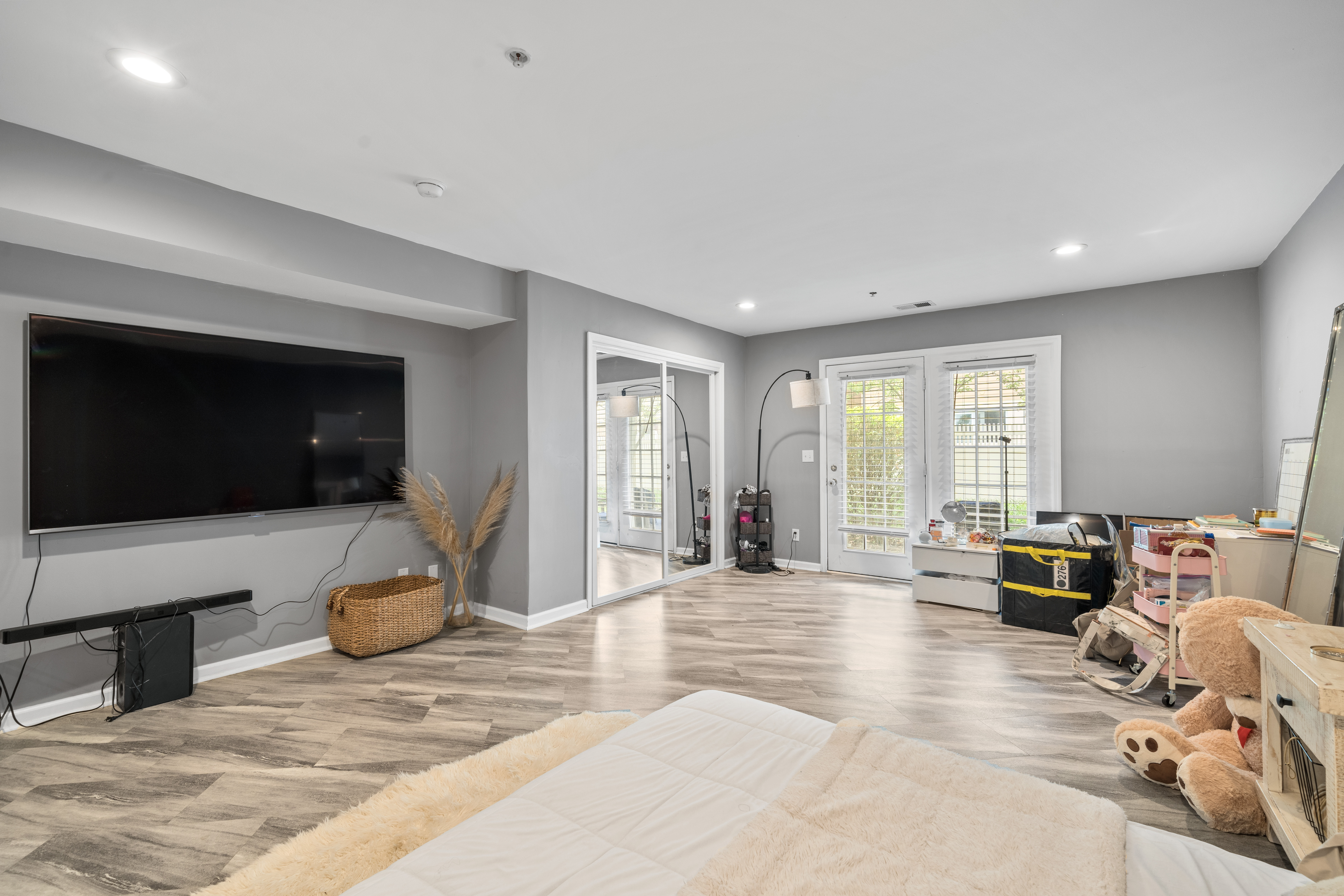 32 Marina Dr 