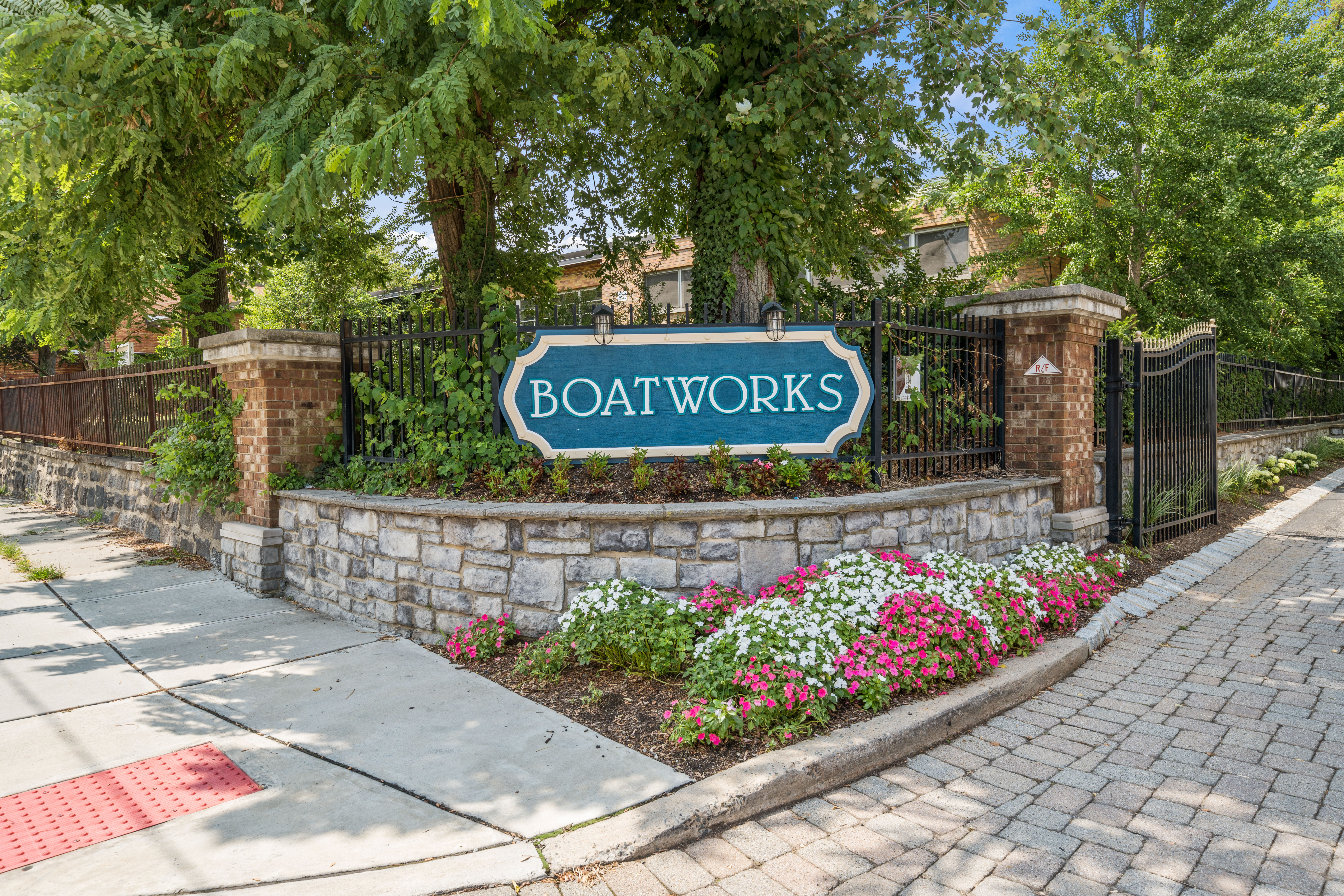 32 Marina Dr 