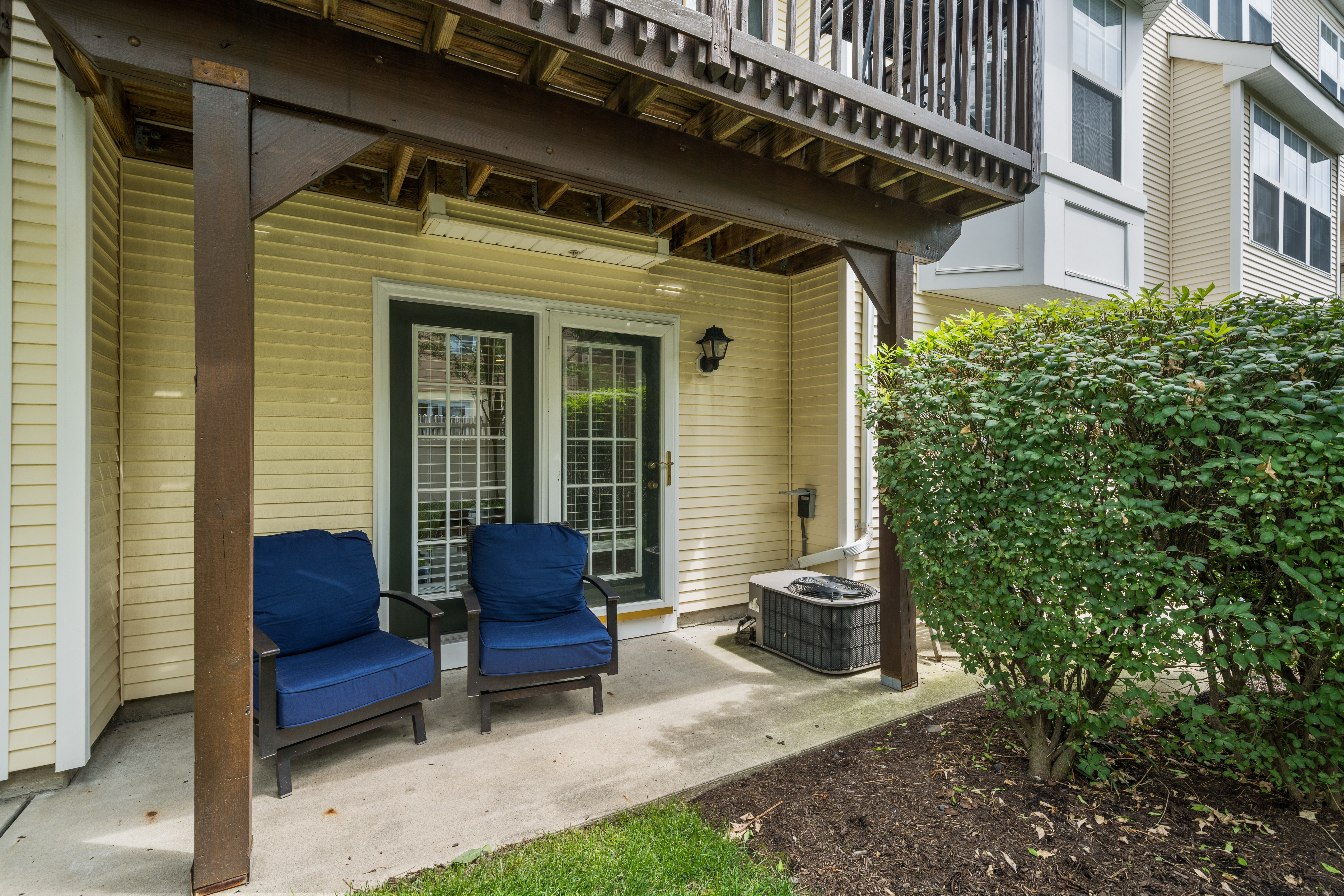 32 Marina Dr 