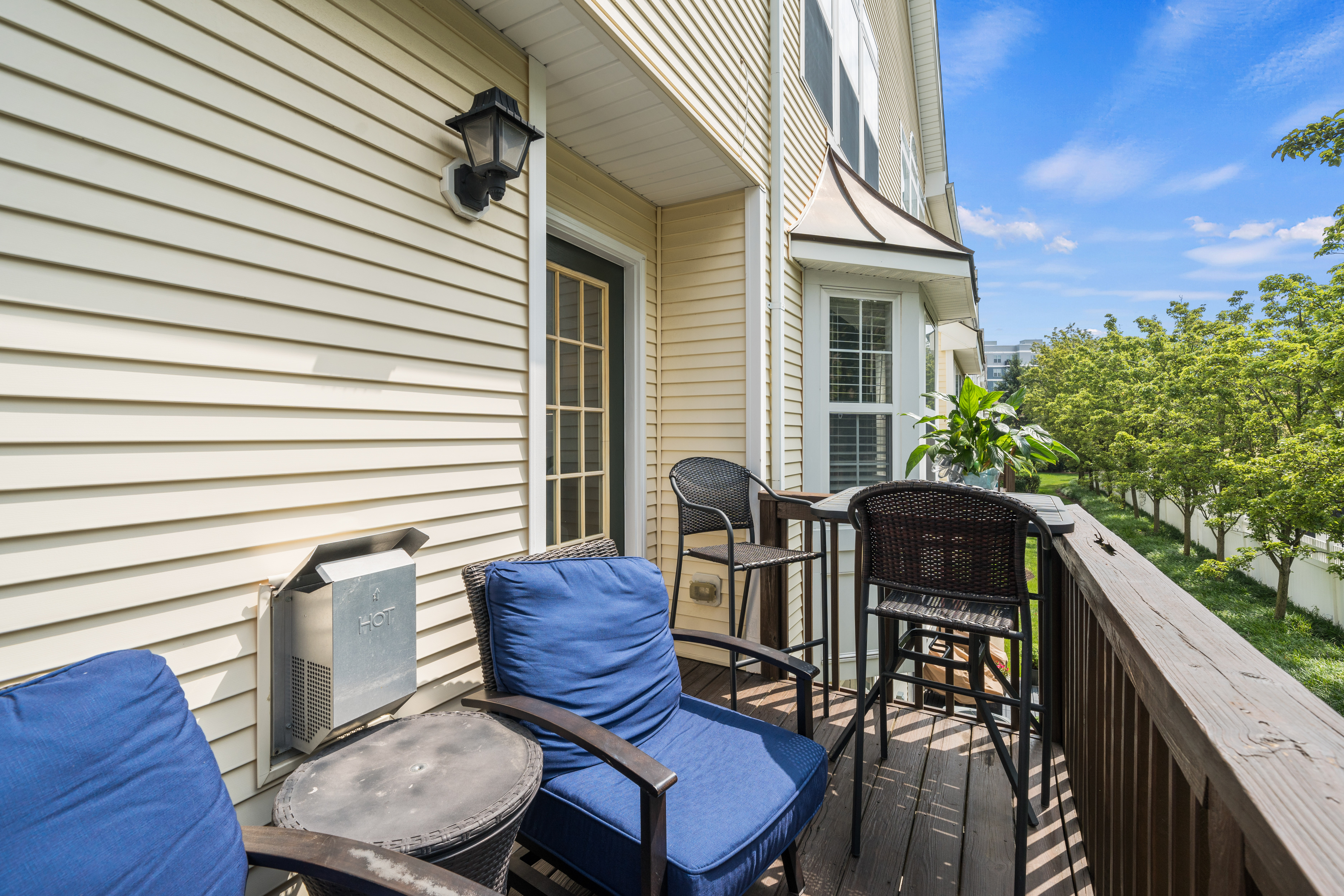32 Marina Dr 
