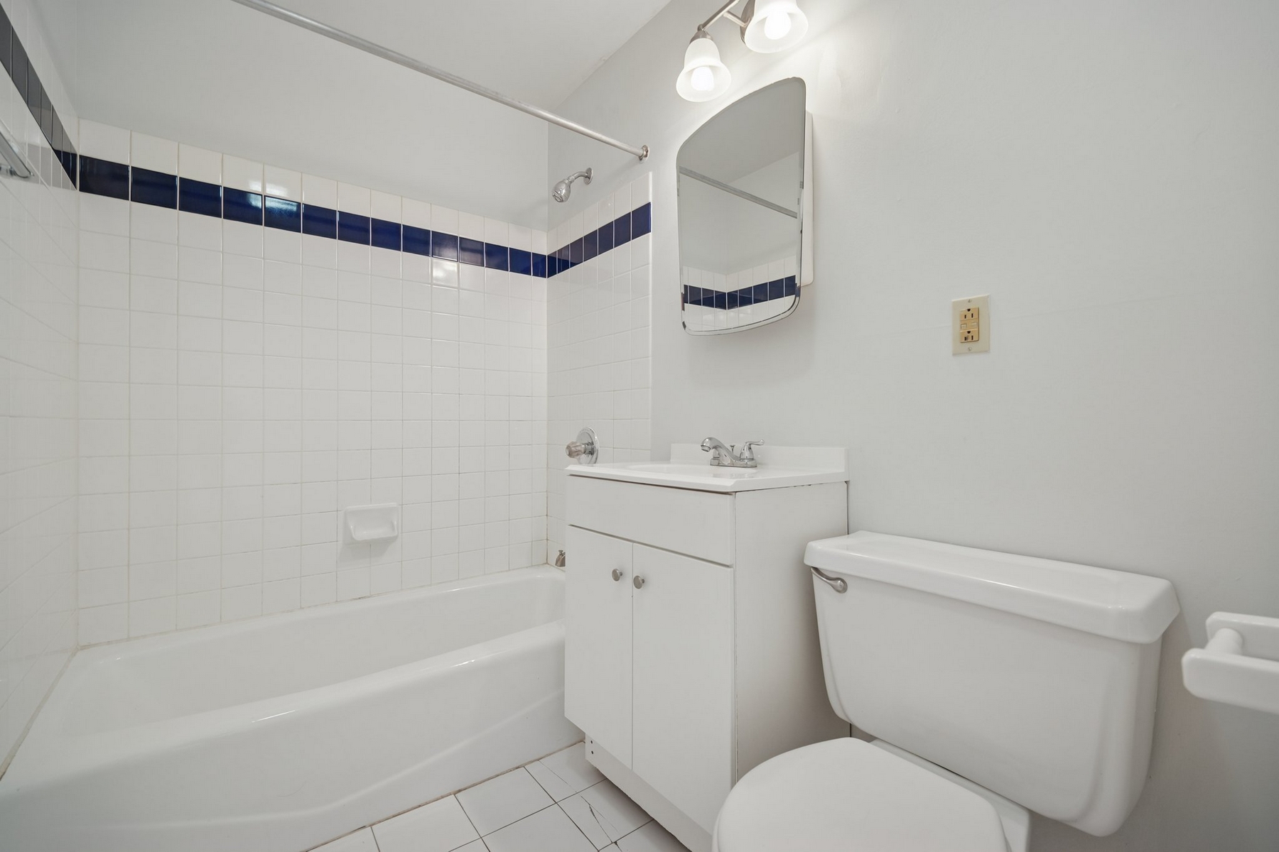 236 Newark Avenue, #2 