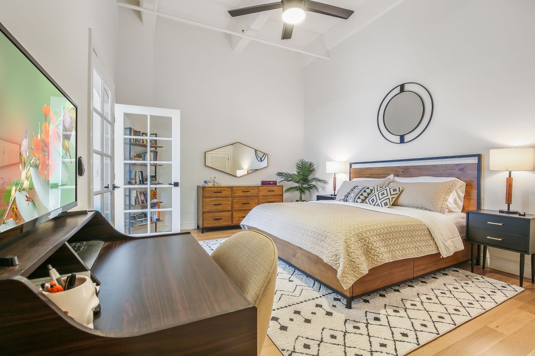 300 Communipaw Ave Unit# 118