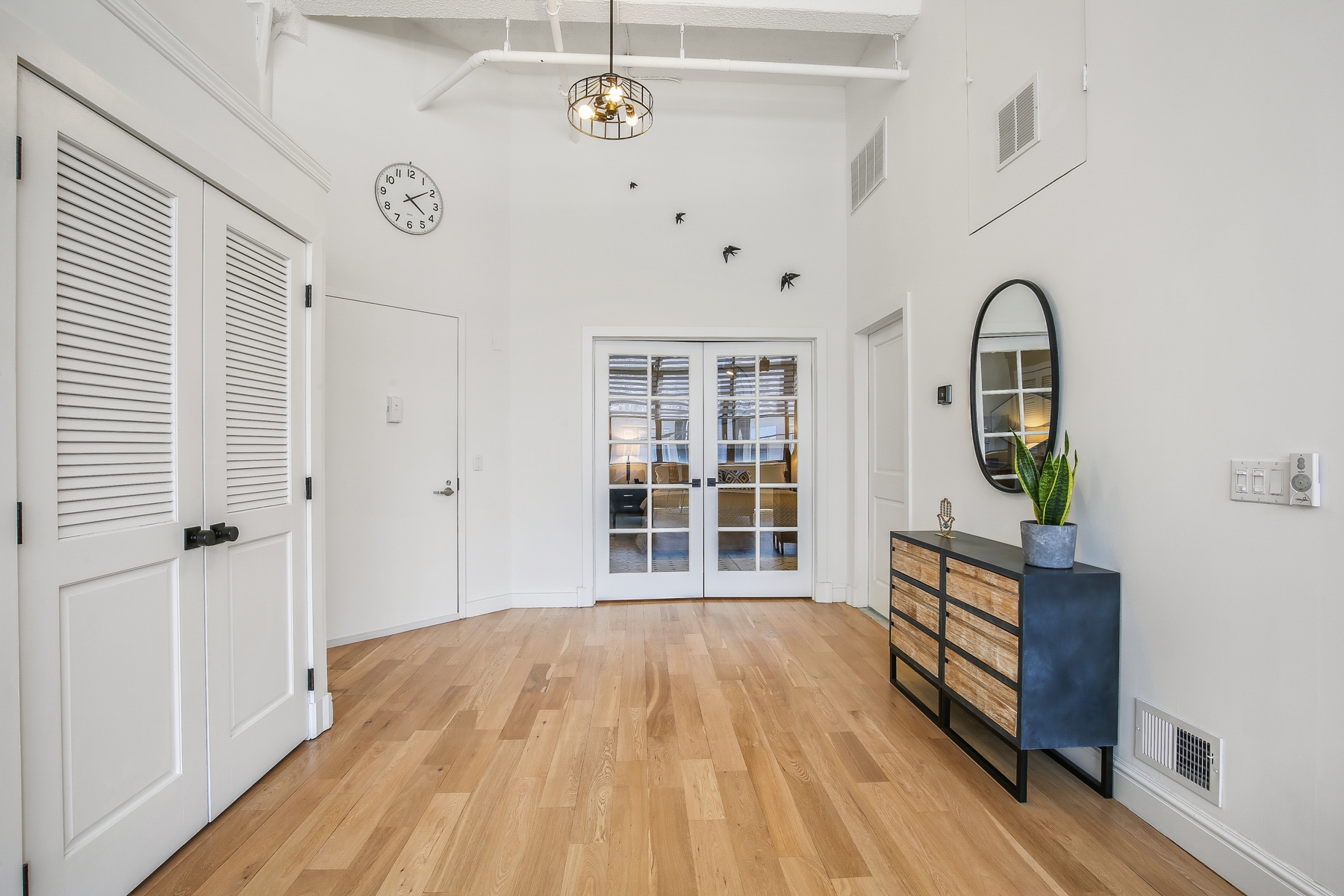 300 Communipaw Ave Unit# 118