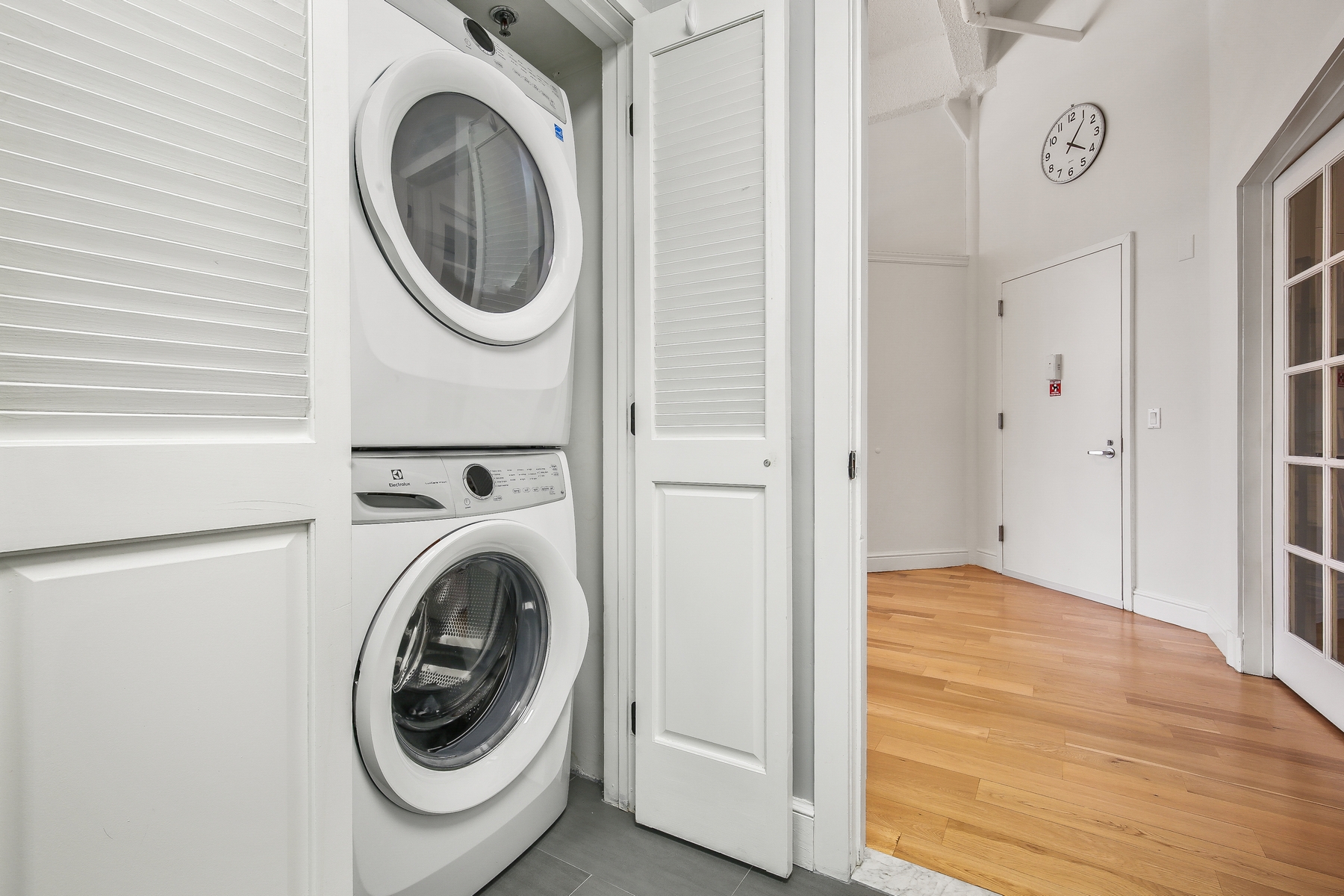 300 Communipaw Ave Unit# 118