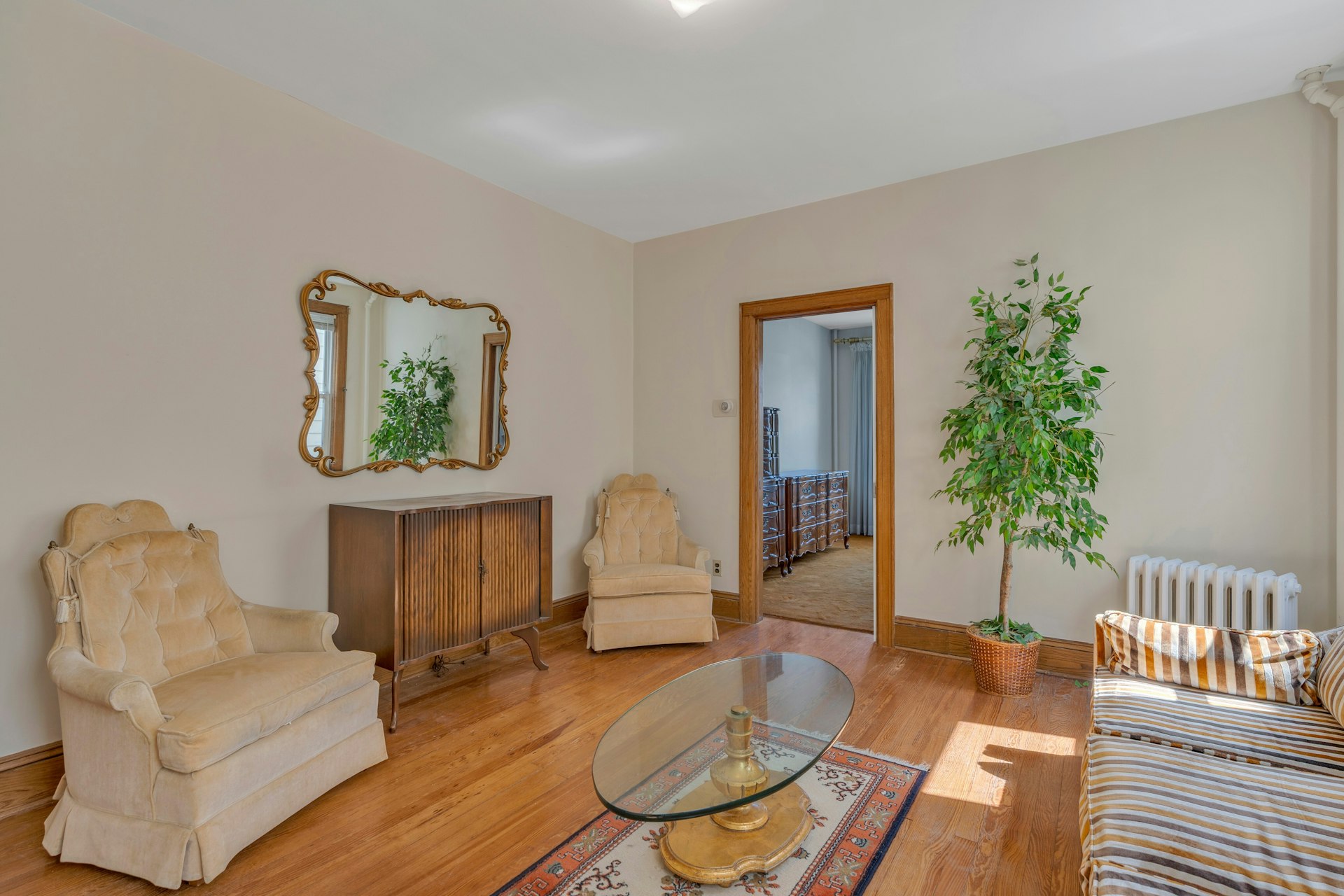 73 Newman Ave 