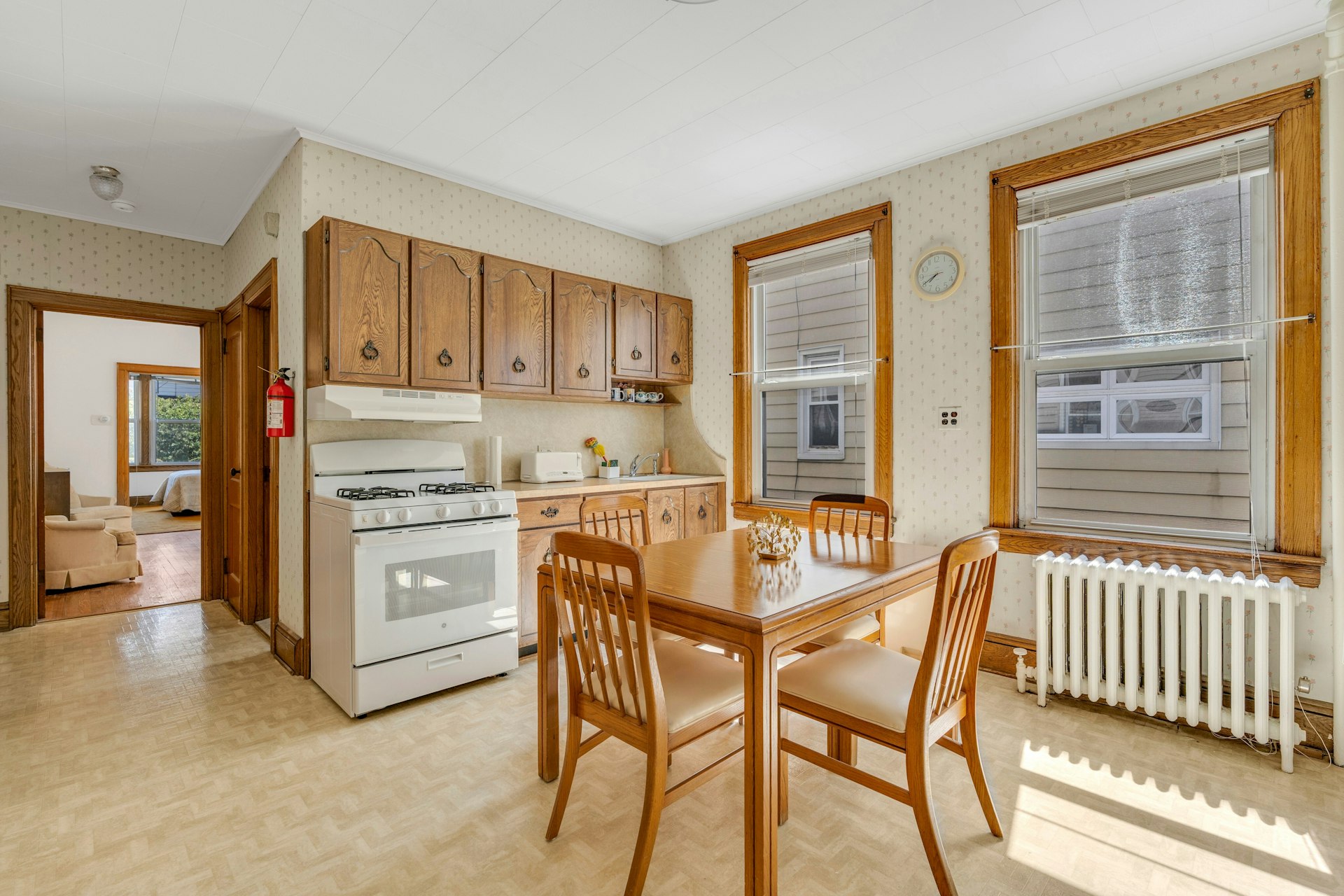 73 Newman Ave 