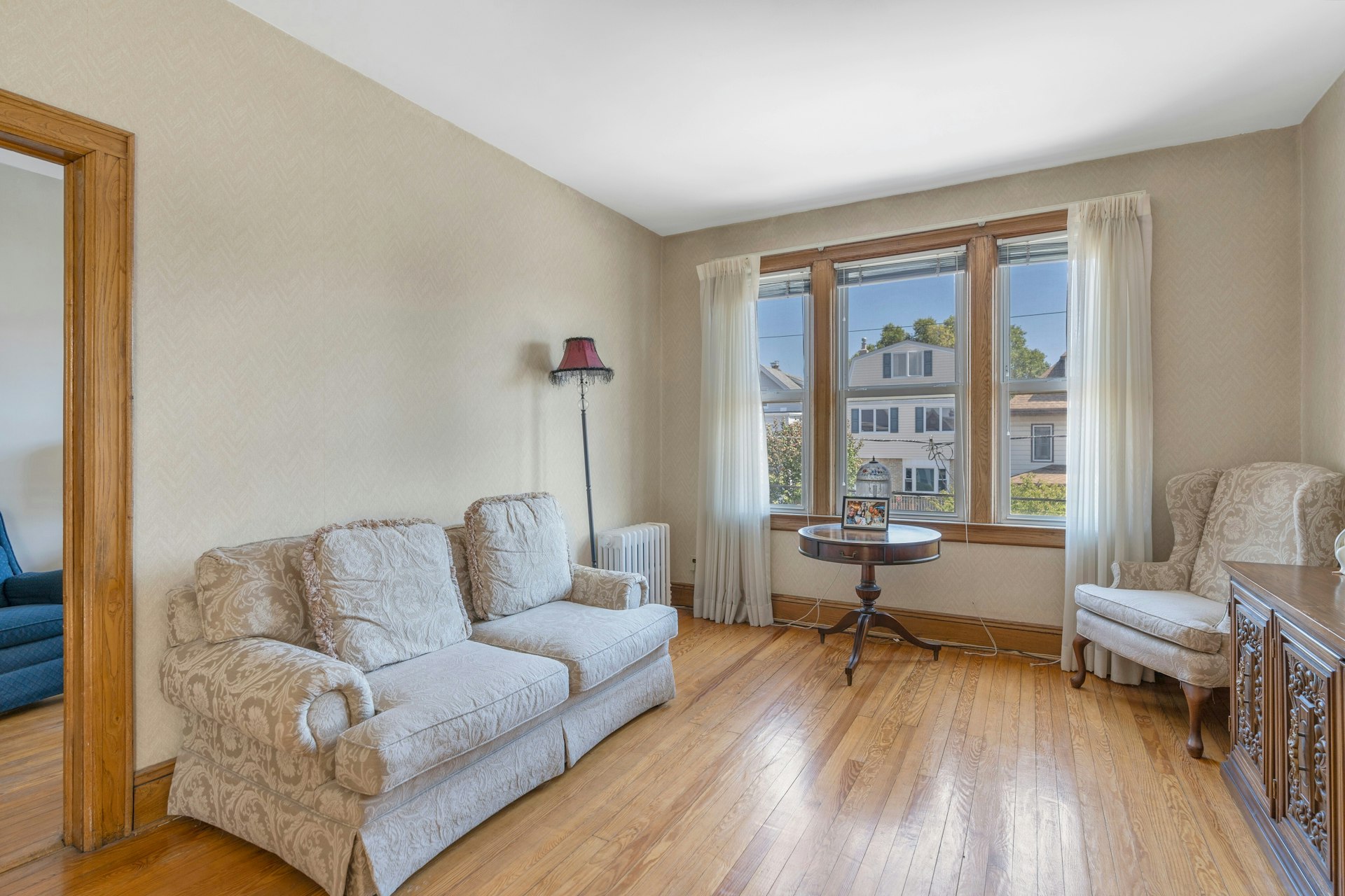 73 Newman Ave 