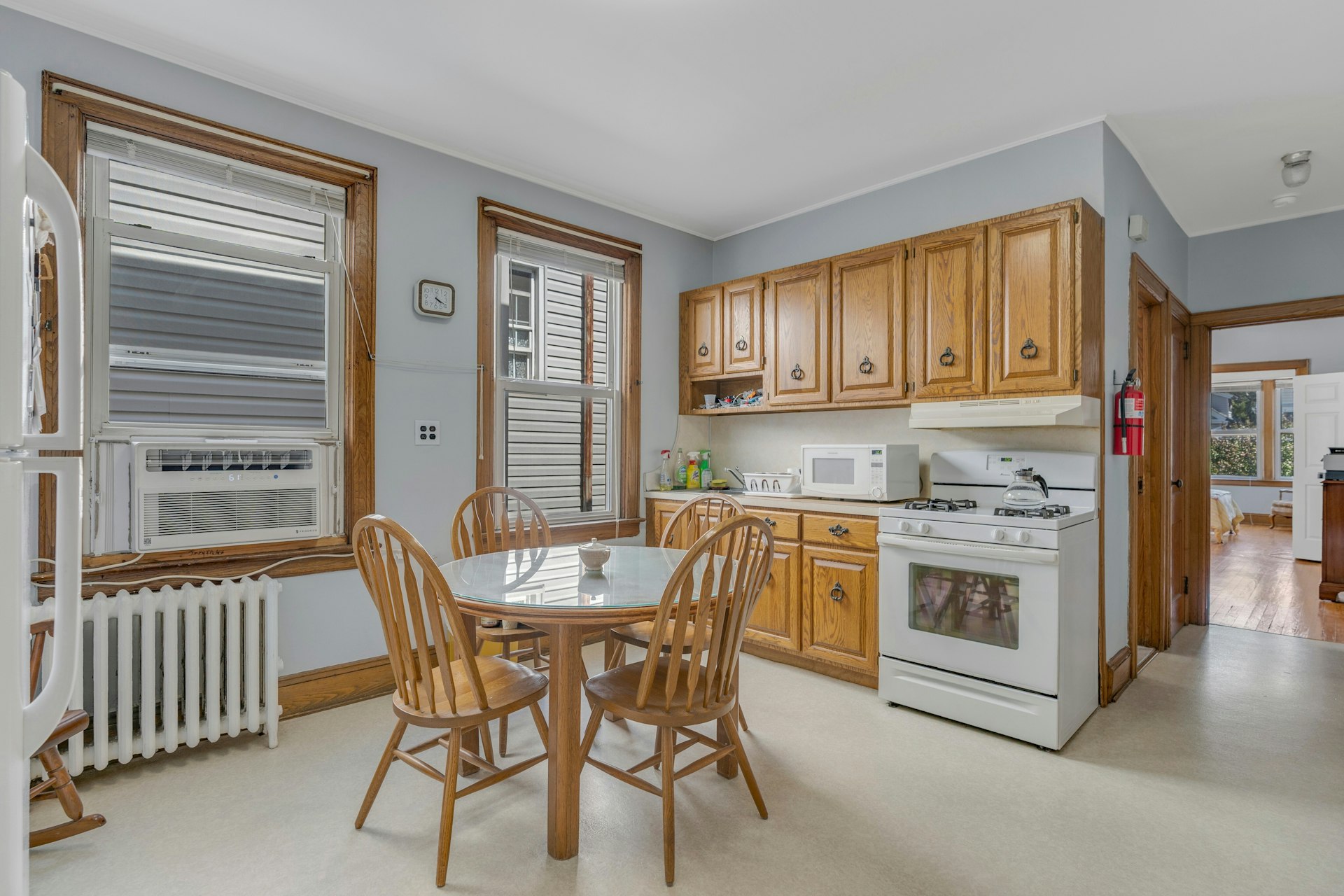 73 Newman Ave 