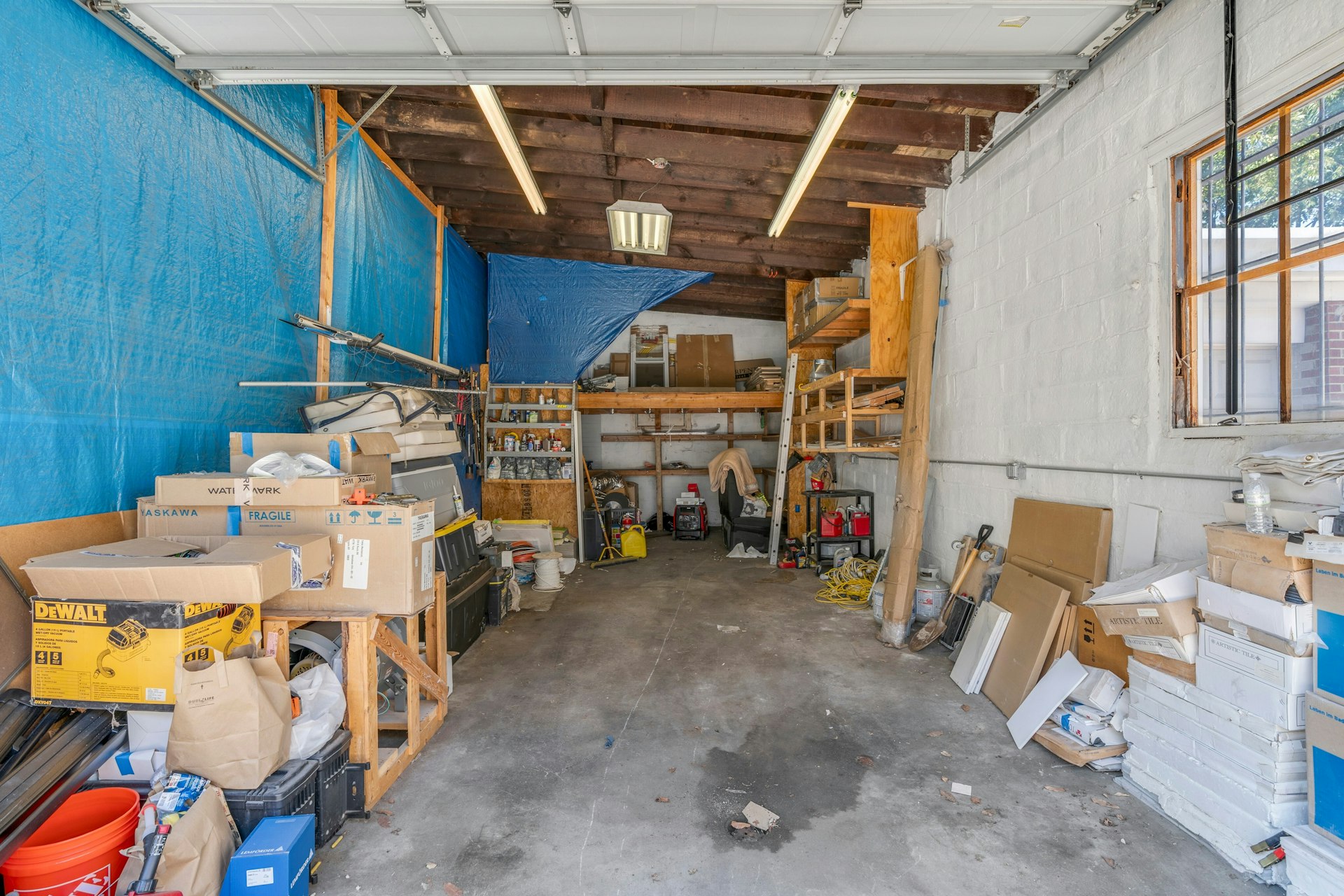 73 Newman Ave 