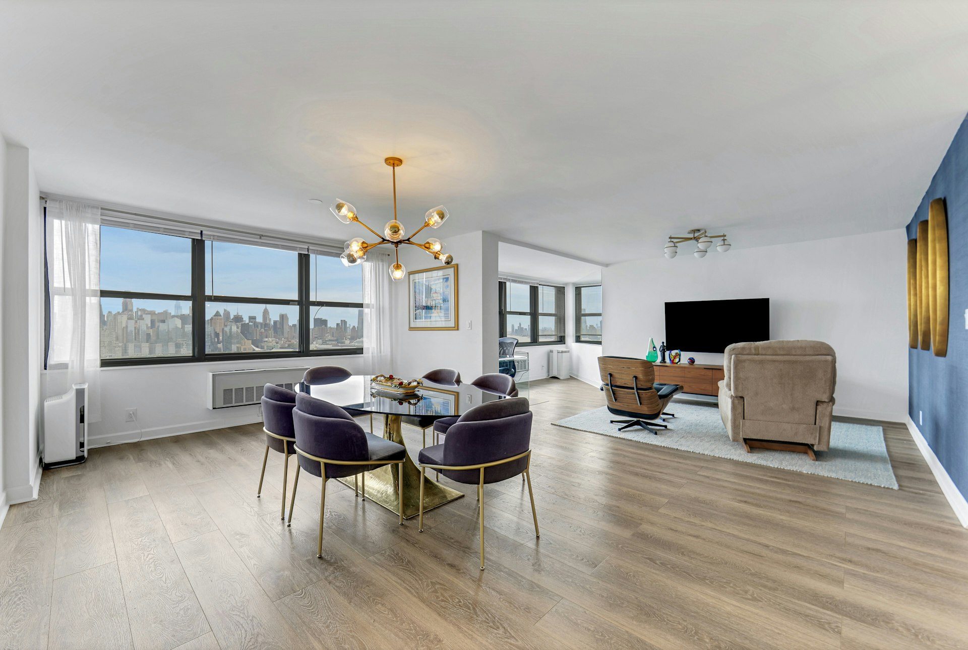 7000 Boulevard East 36C