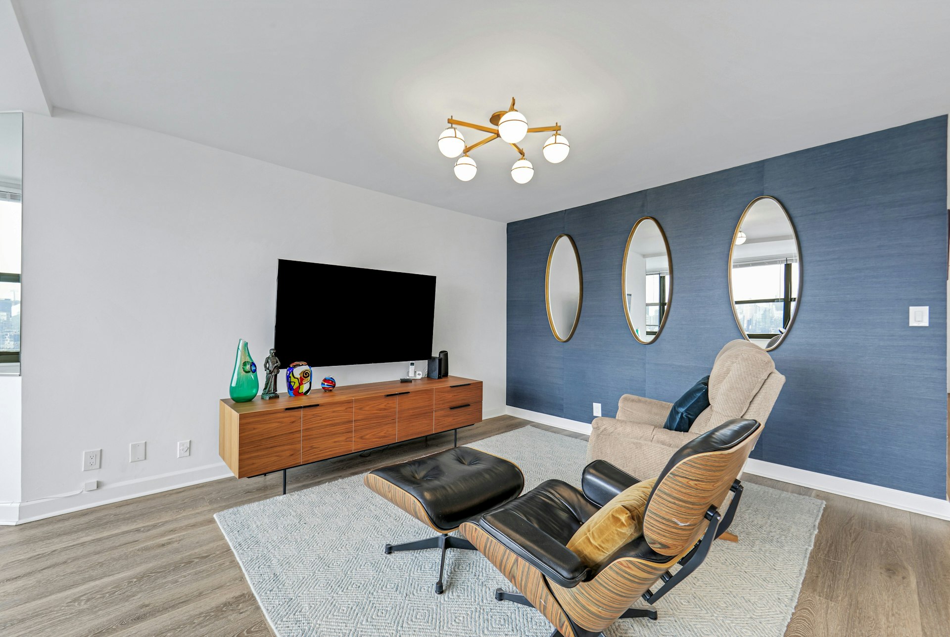 7000 Boulevard East 36C