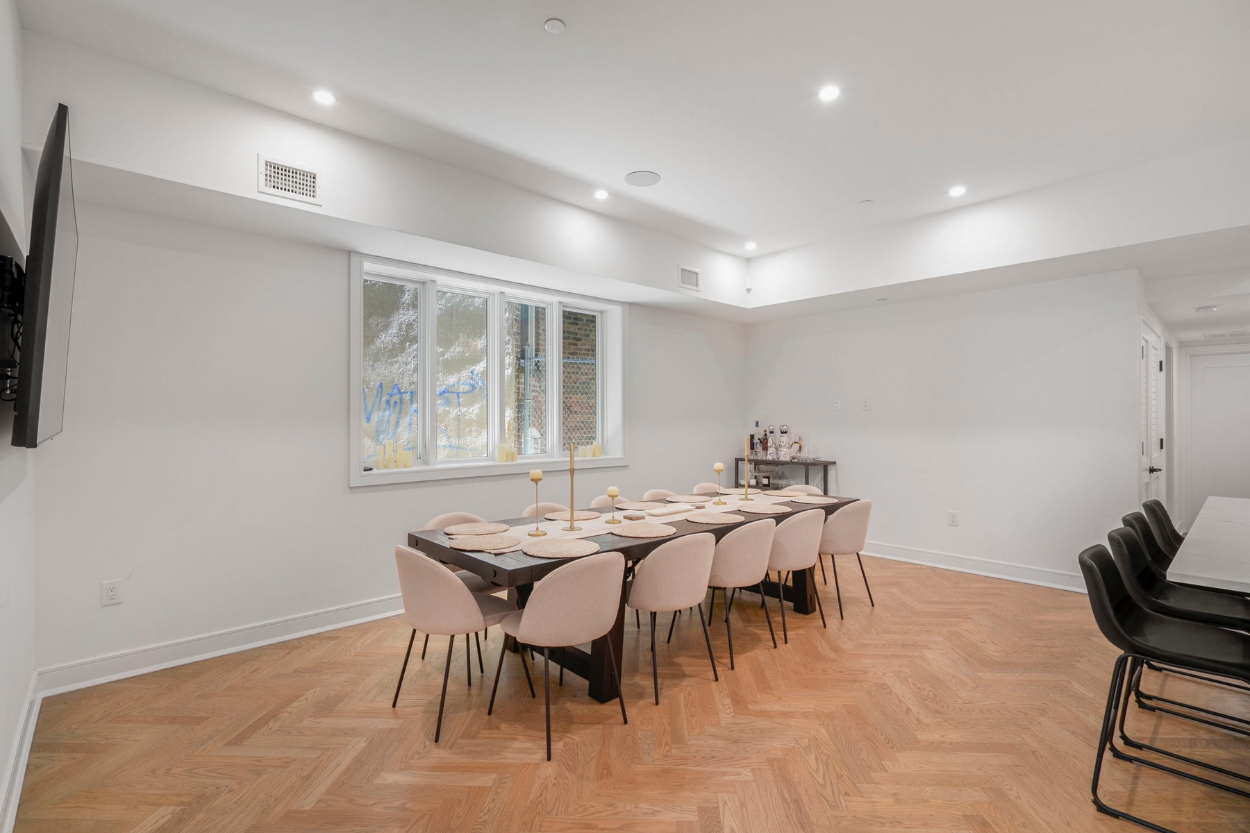 151 Webster Ave Unit# 101