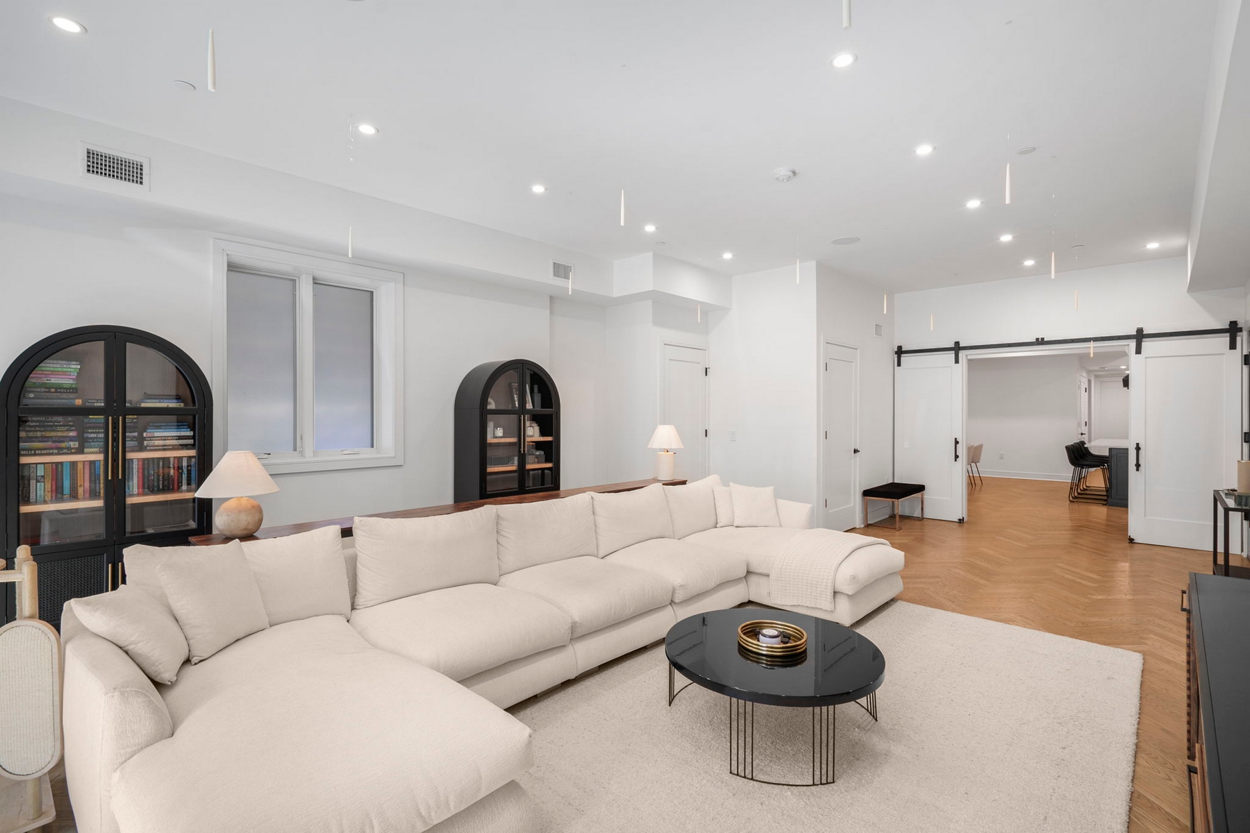 151 Webster Ave Unit# 101