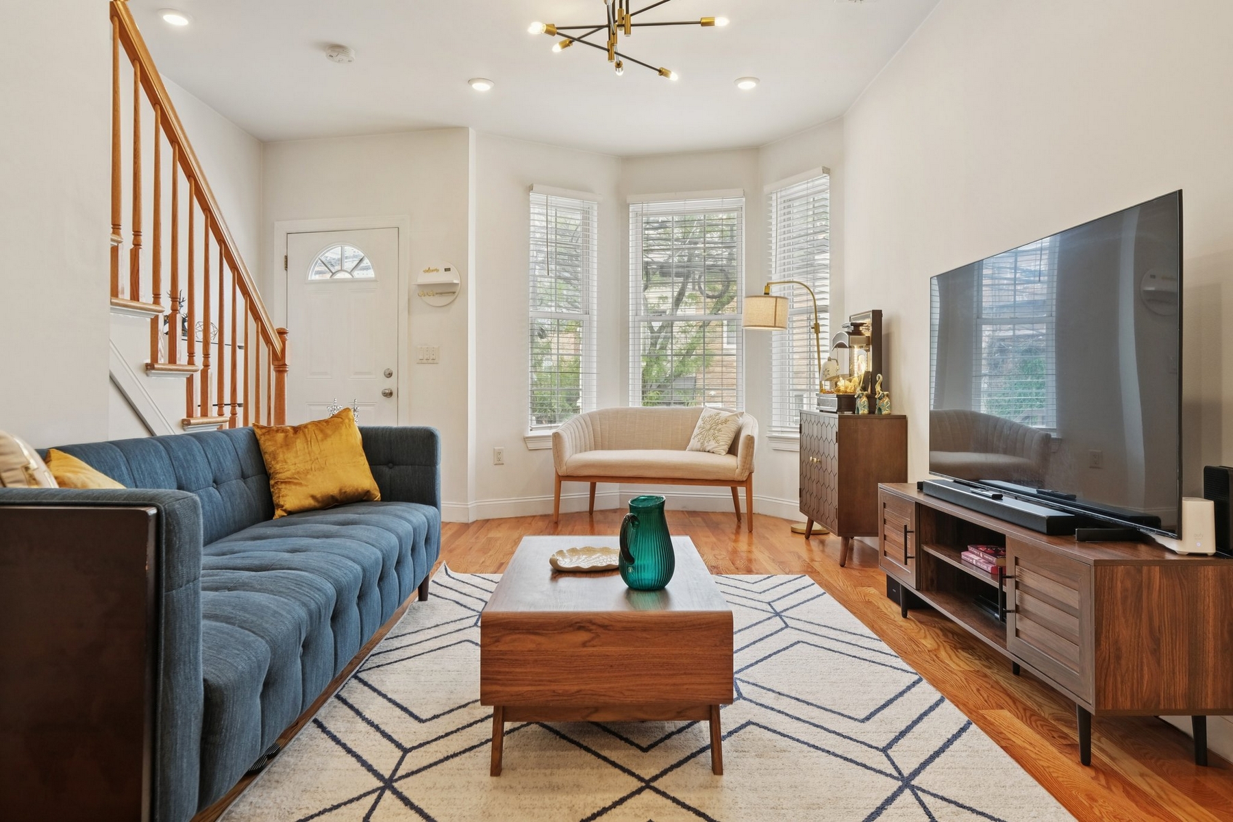 493 Mercer Street unit 2