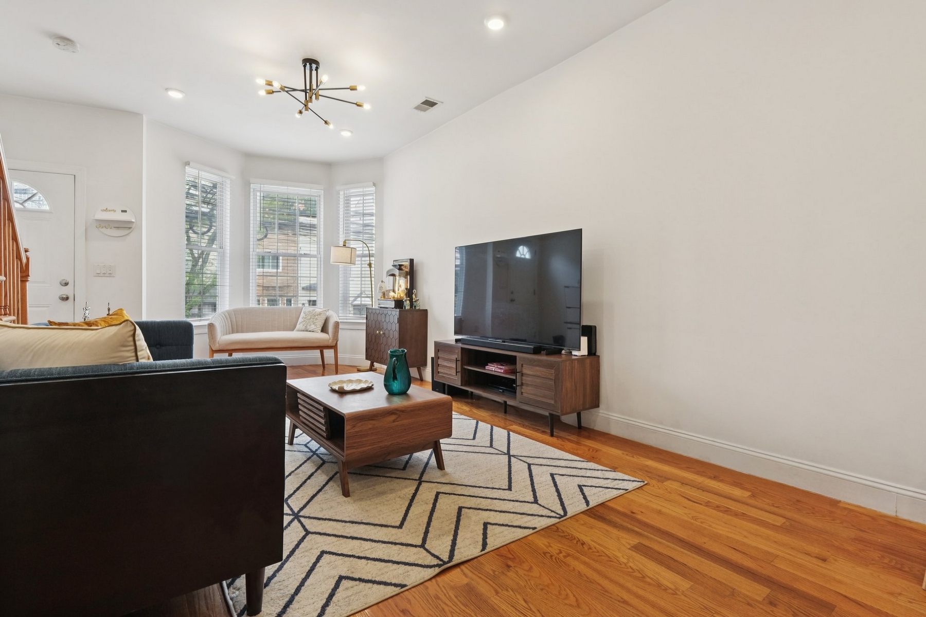 493 Mercer Street unit 2