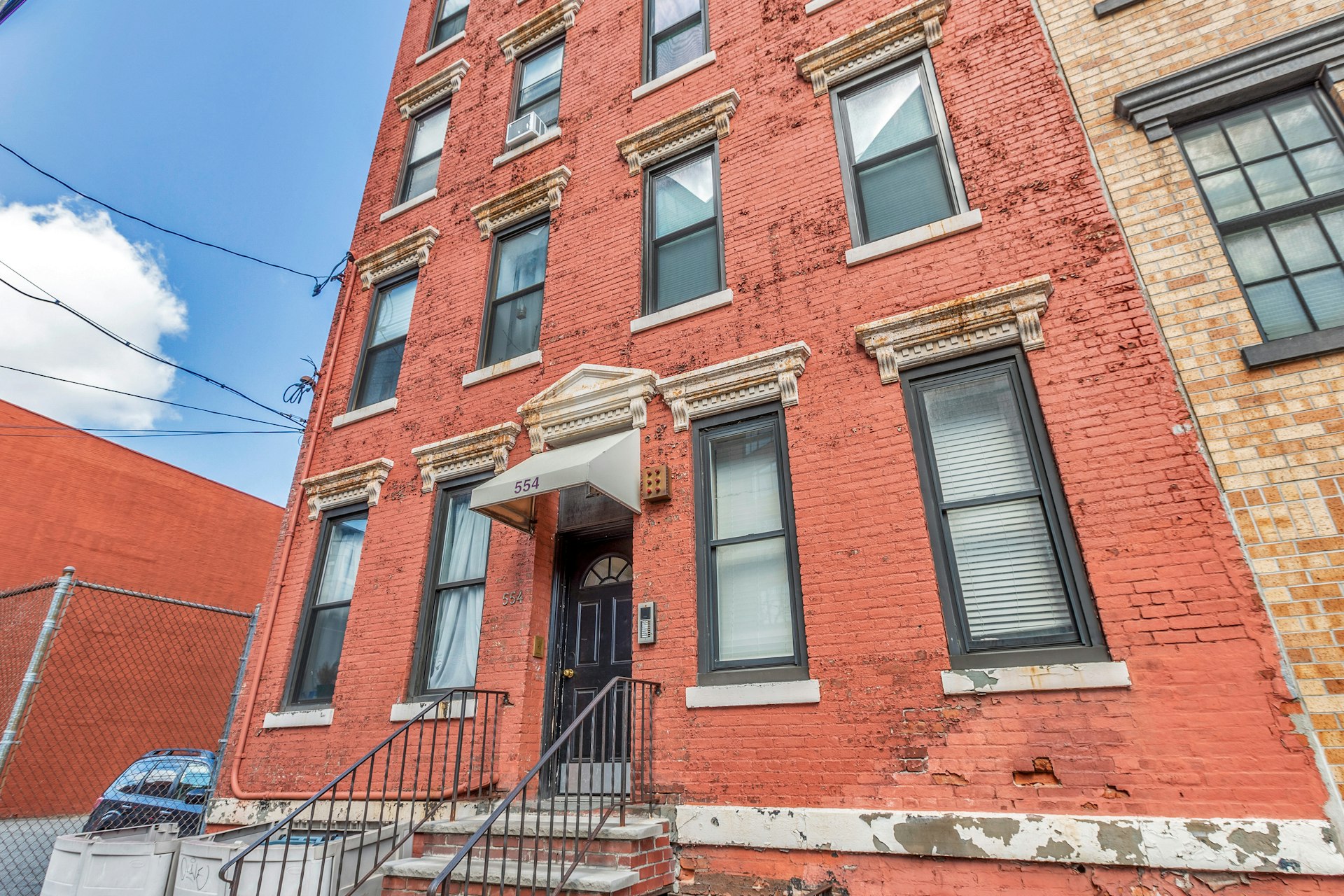 554 Observer Highway Unit# 4L