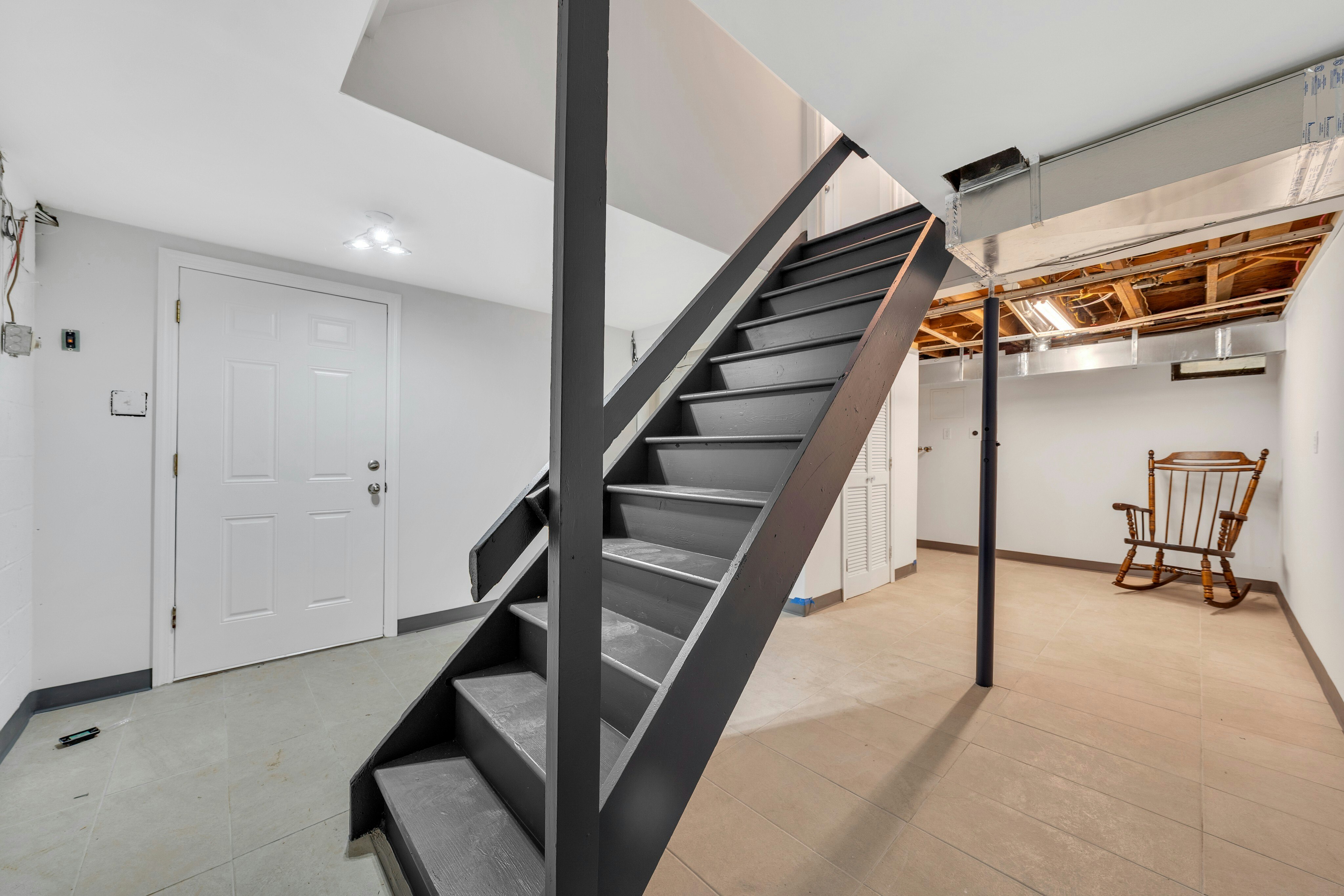93 Frances Ave 
