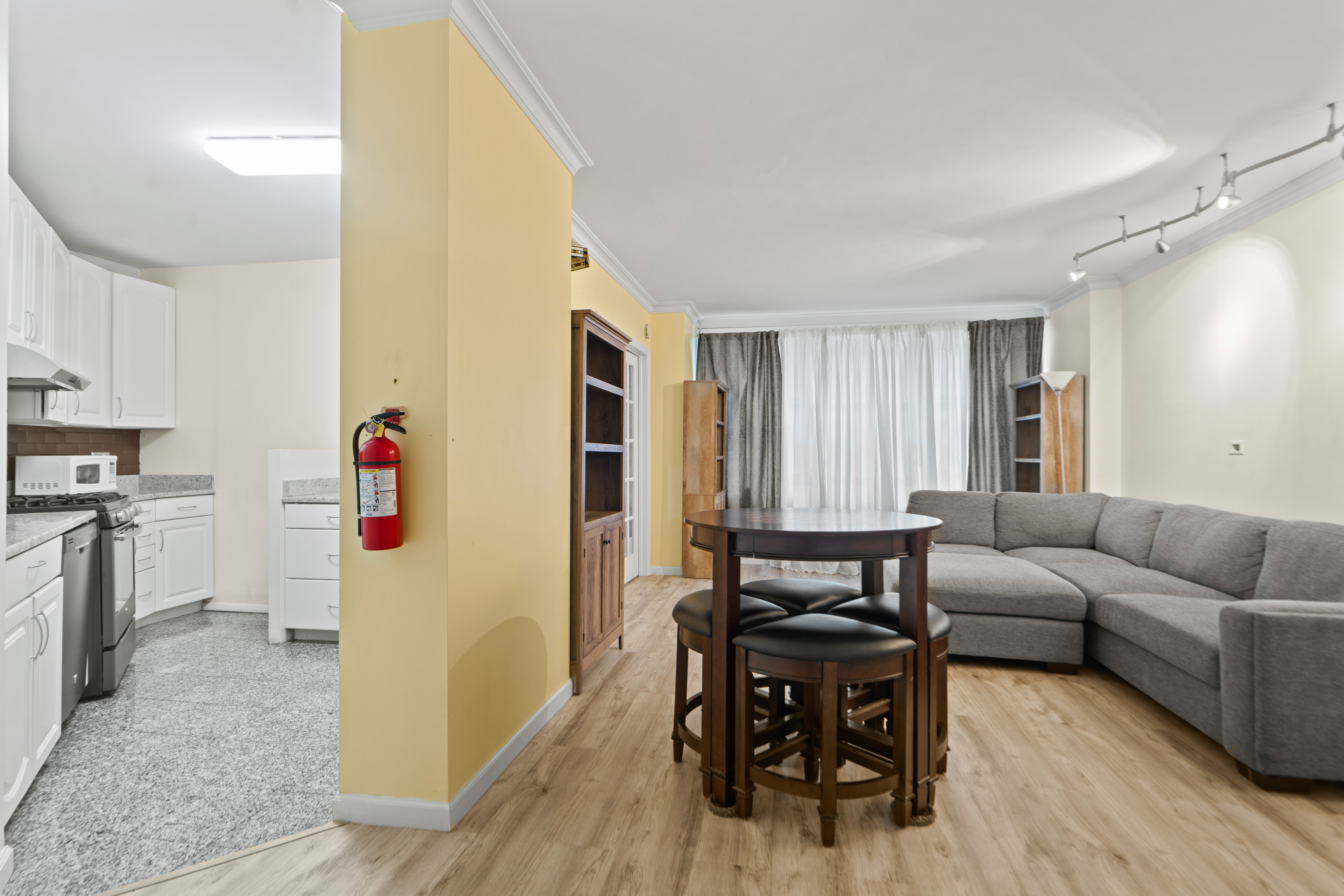 7004 Blvd East Unit# 6A