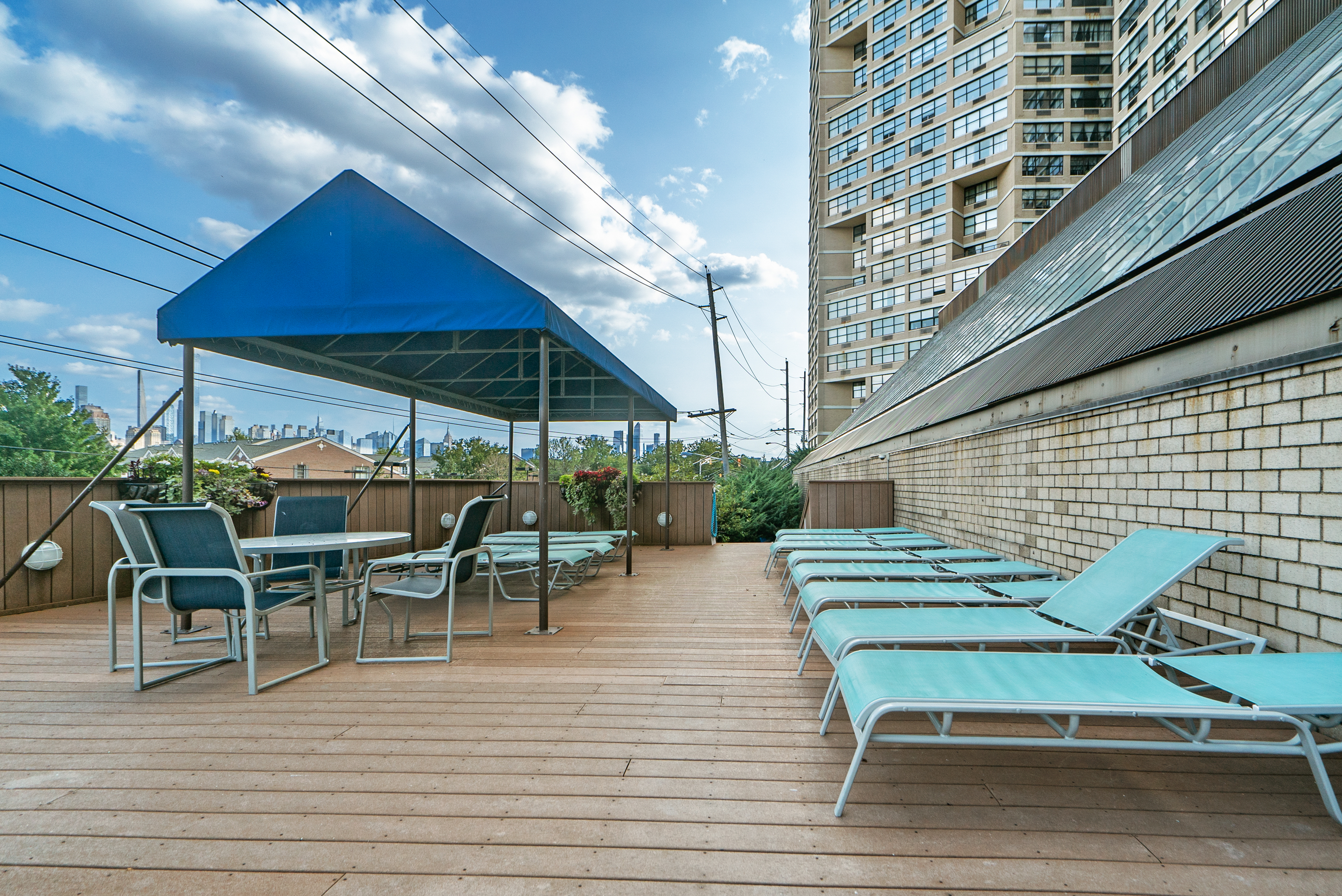 7004 Blvd East Unit# 6A