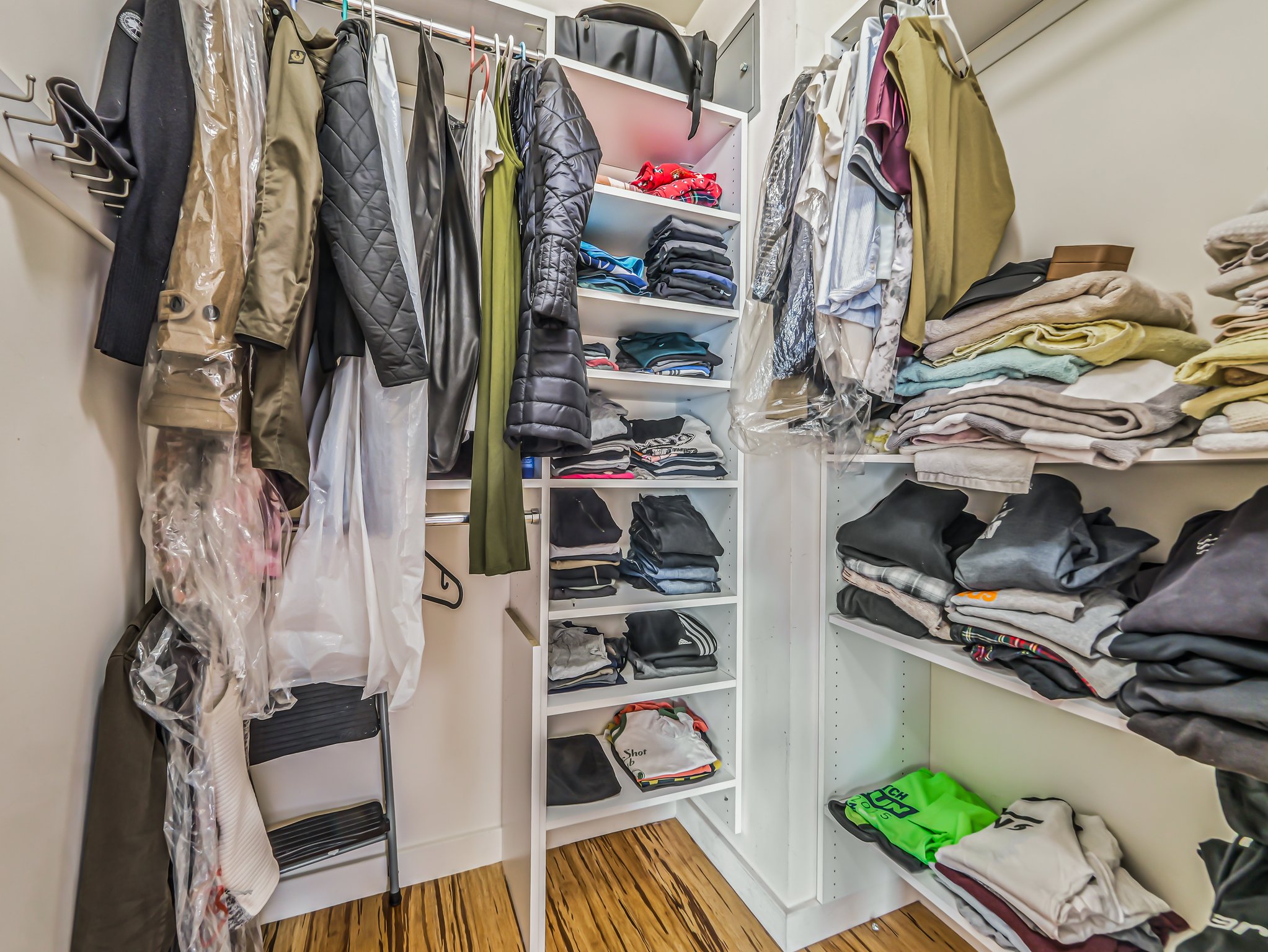 232 Pavonia Ave Unit# 517