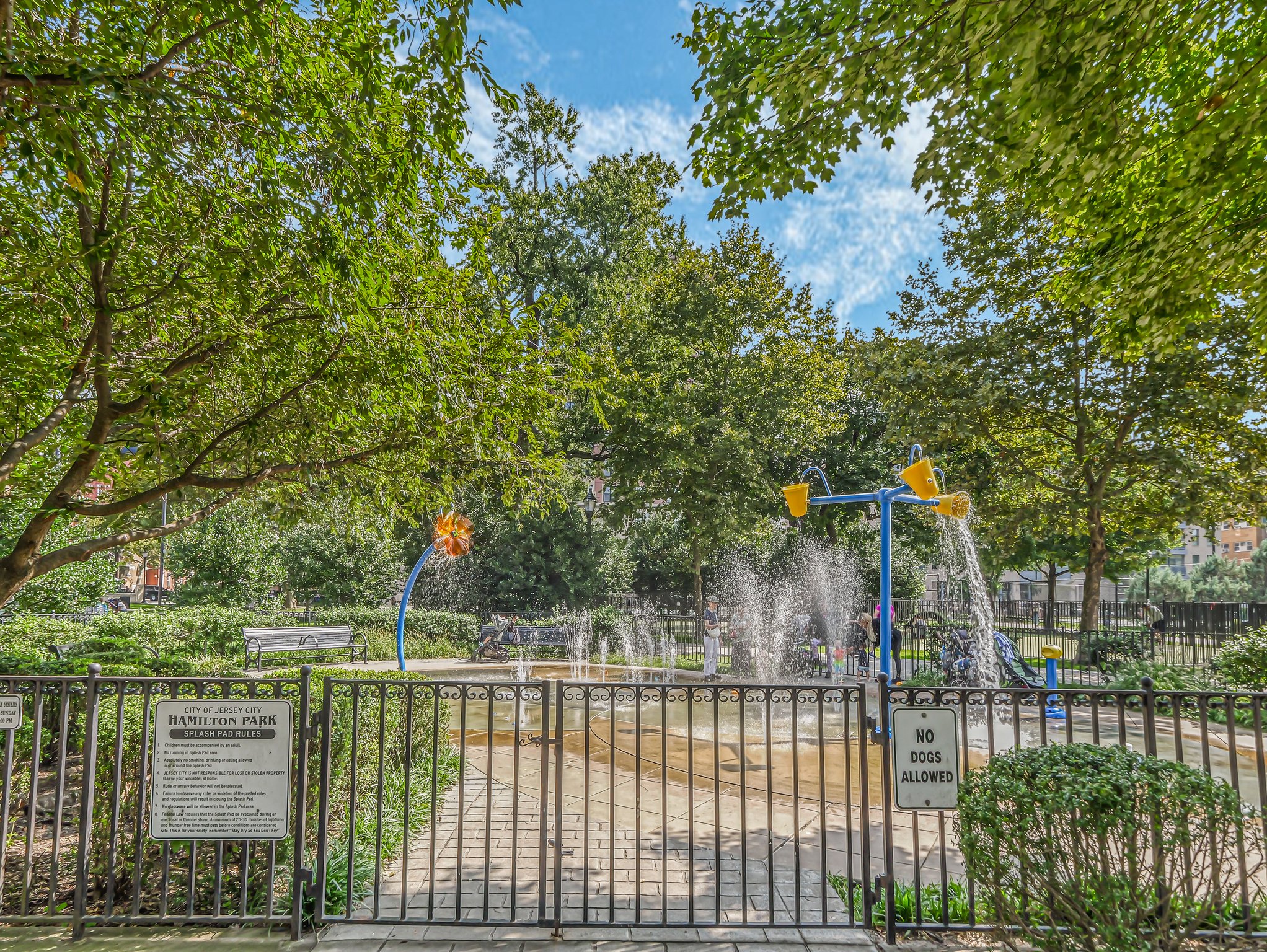 232 Pavonia Ave Unit# 517