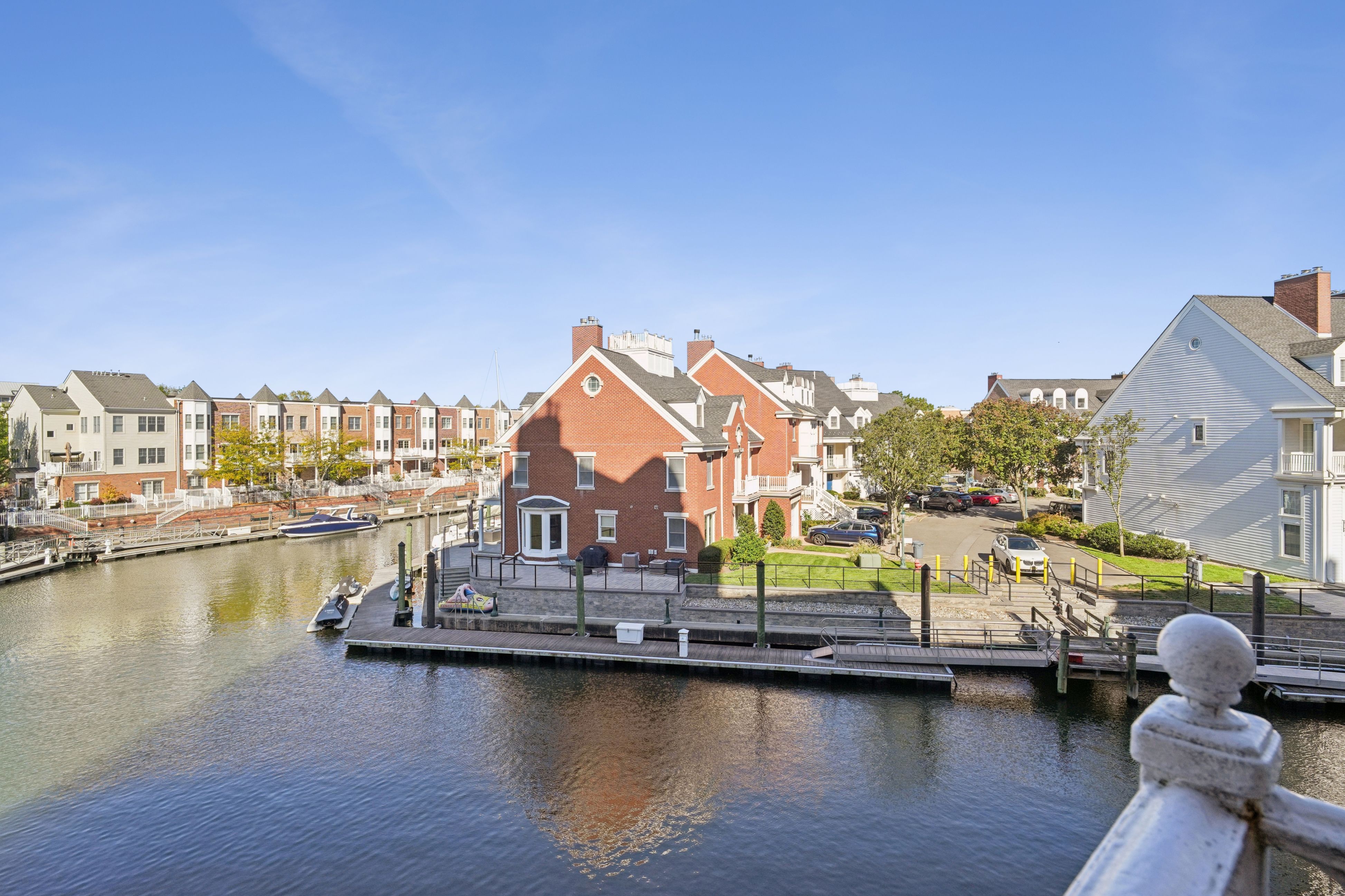 205 Shearwater Court West, unit 22 